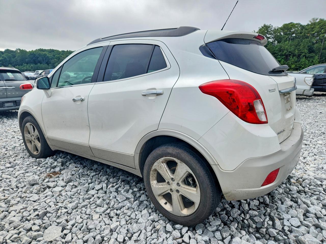 2015 Buick Encore White vin: KL4CJASB8FB270261