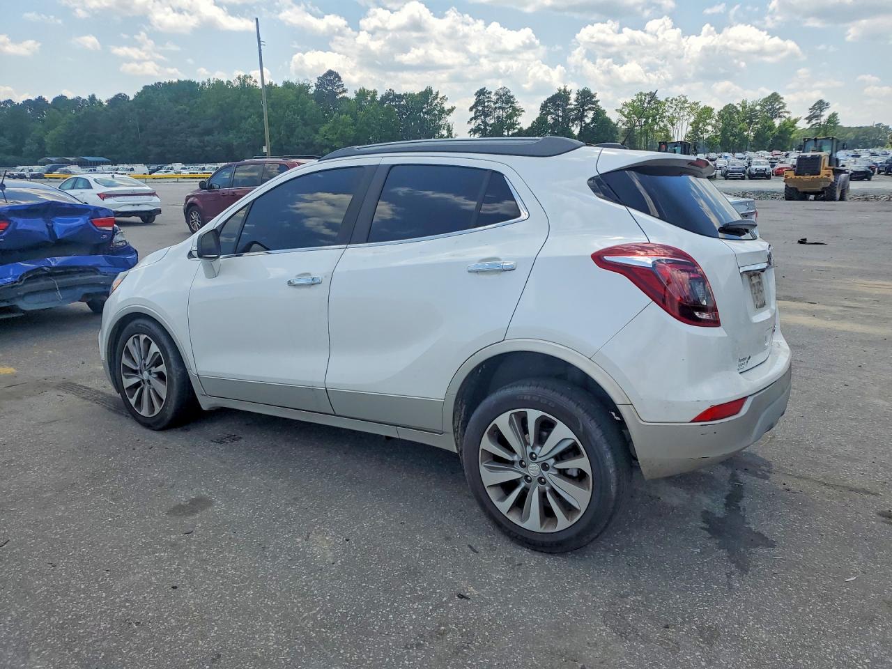 2019 Buick Encore Preferred White vin: KL4CJASB8KB708433
