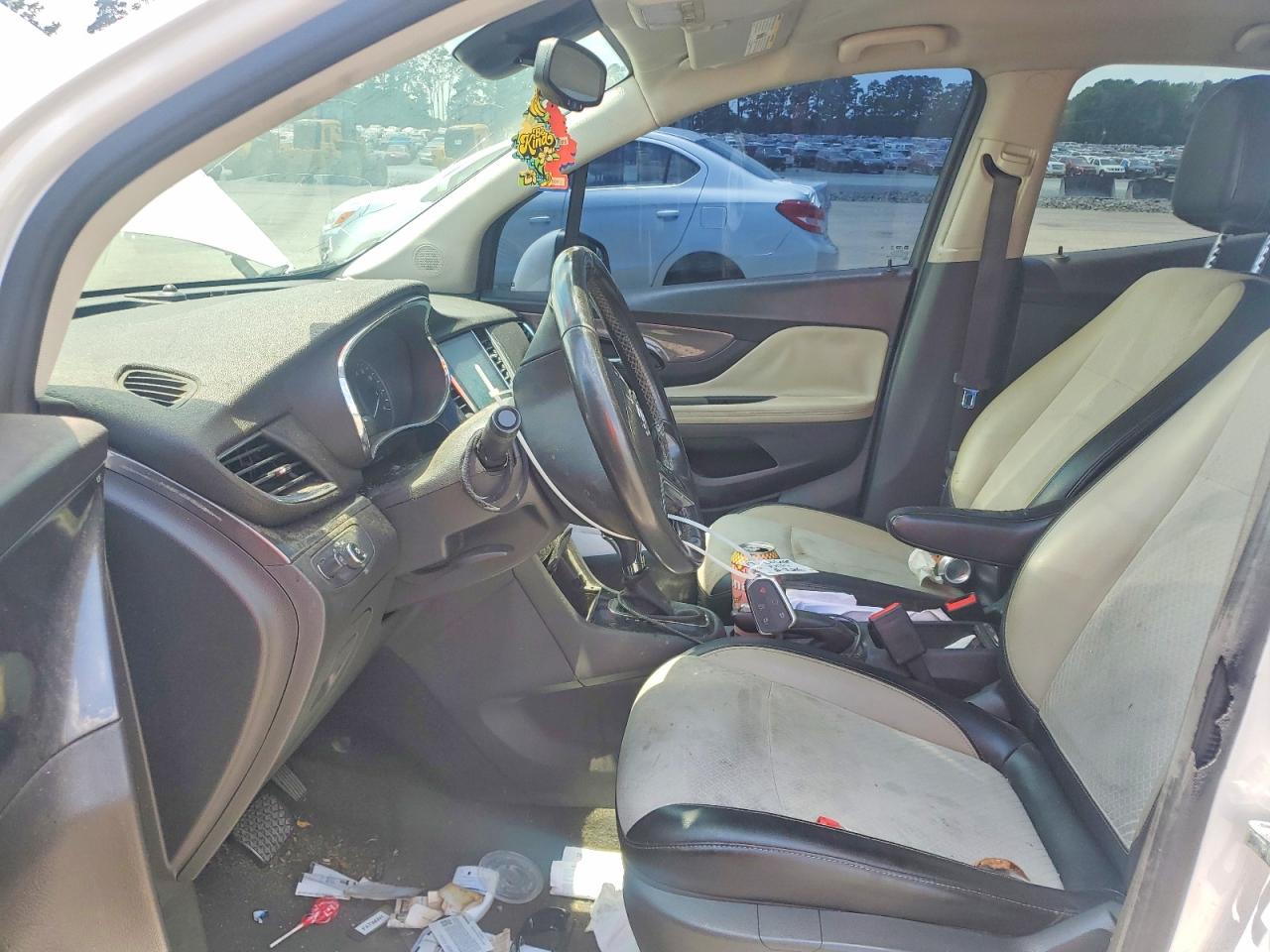 2019 Buick Encore Preferred White vin: KL4CJASB8KB708433