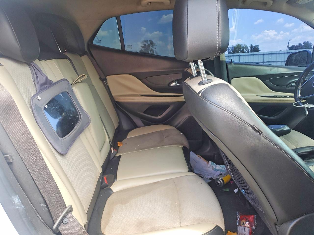 2019 Buick Encore Preferred White vin: KL4CJASB8KB708433