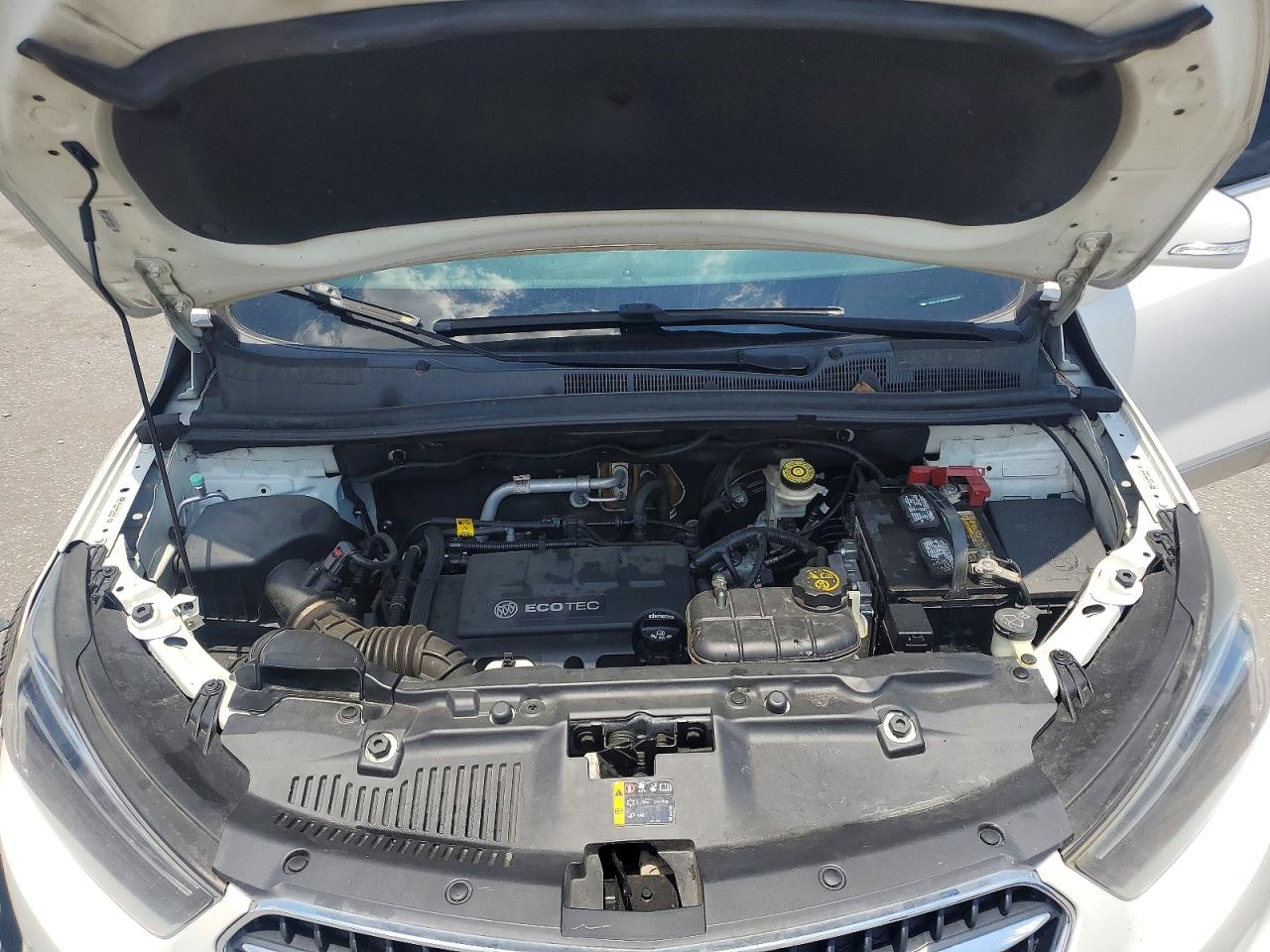 2019 Buick Encore Preferred White vin: KL4CJASB8KB708433