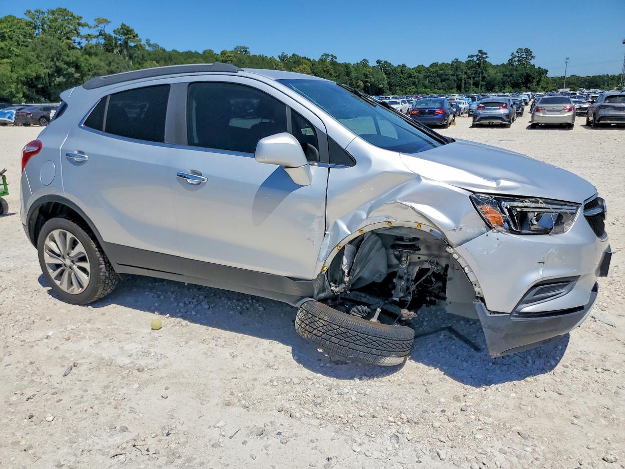 2020 Buick Encore Preferred Серебряный vin: KL4CJASB9LB017932