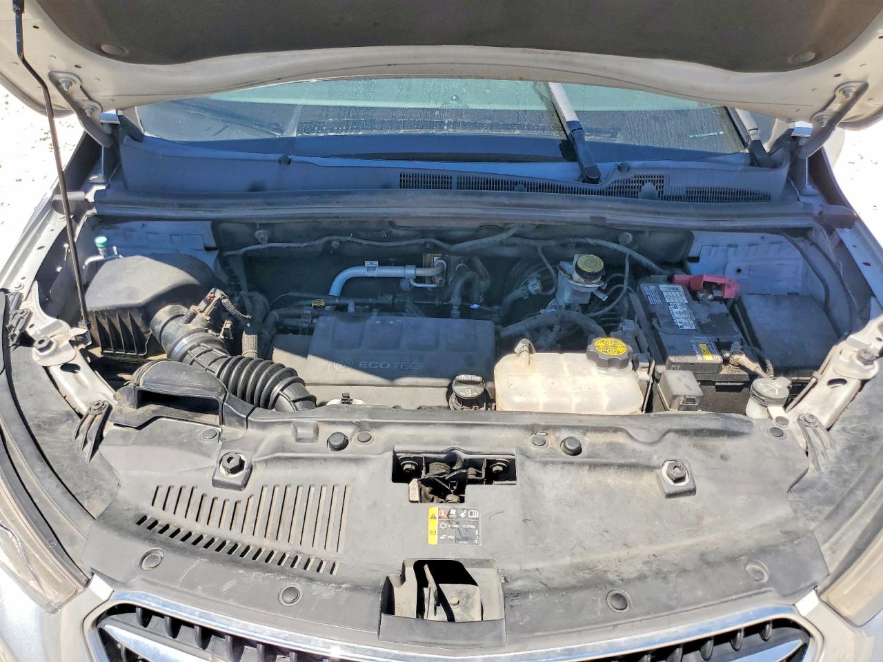 2020 Buick Encore Preferred Серебряный vin: KL4CJASB9LB017932