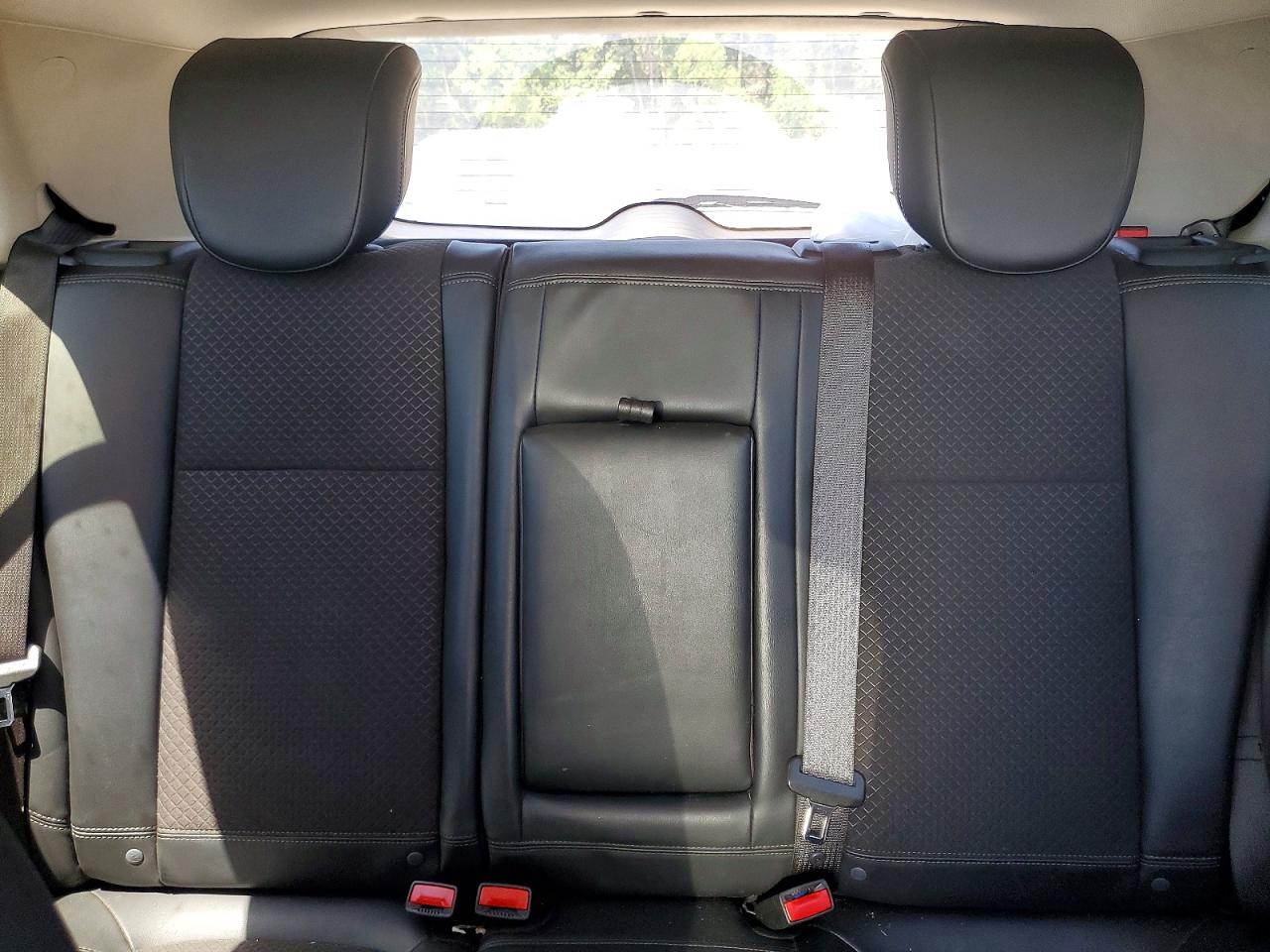 2020 Buick Encore Preferred Серебряный vin: KL4CJASB9LB017932
