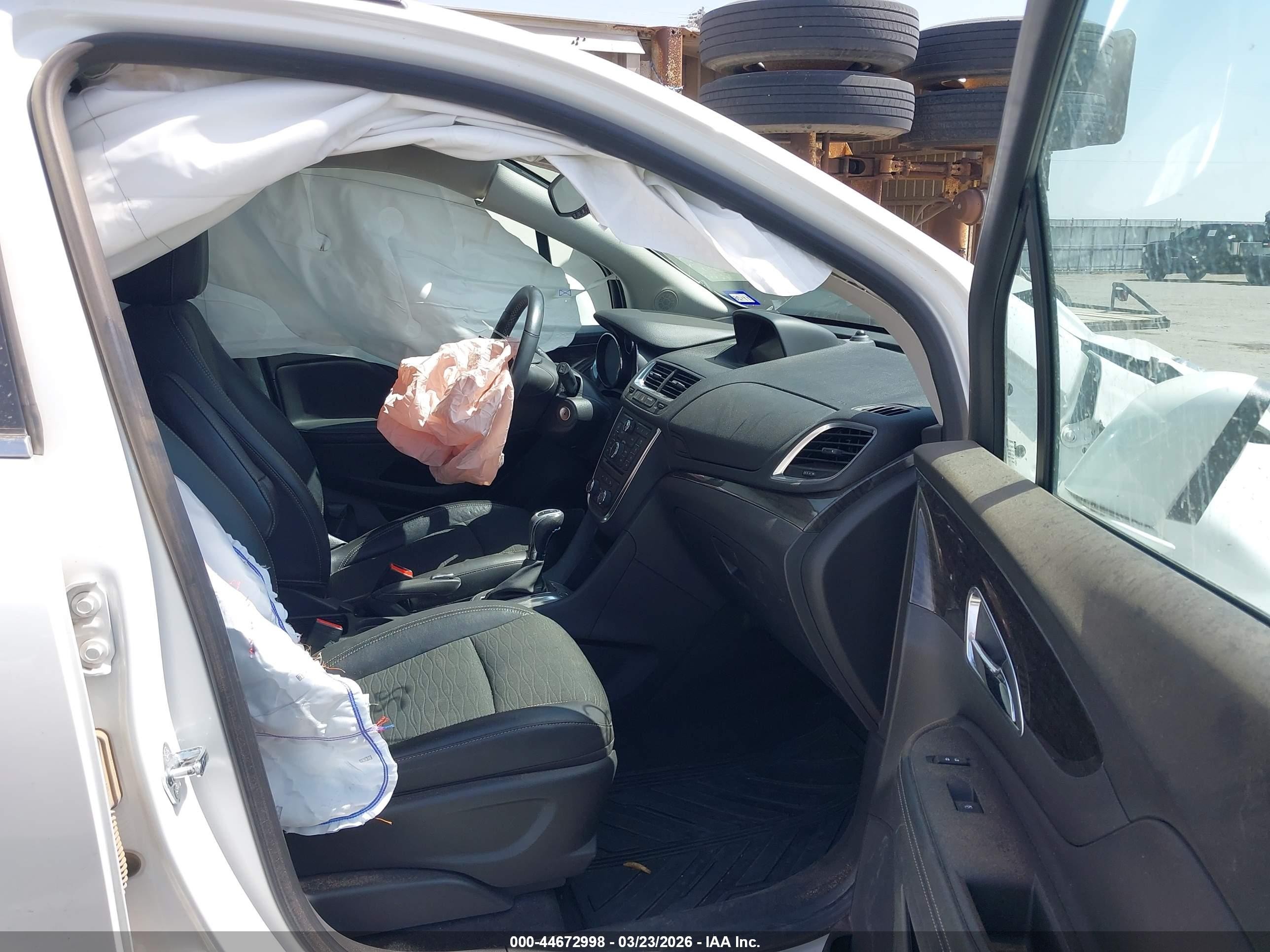 2015 Buick Encore   White vin: KL4CJASBXFB244485