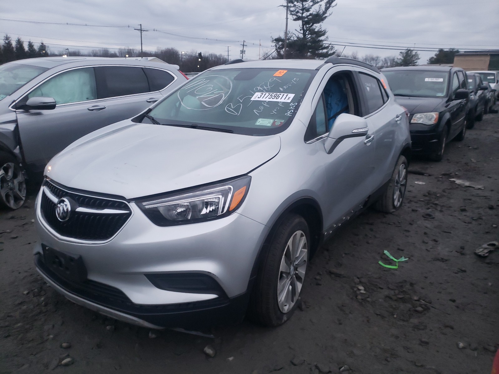 2018 Buick Encore Preferred Серебряный vin: KL4CJASBXJB519829