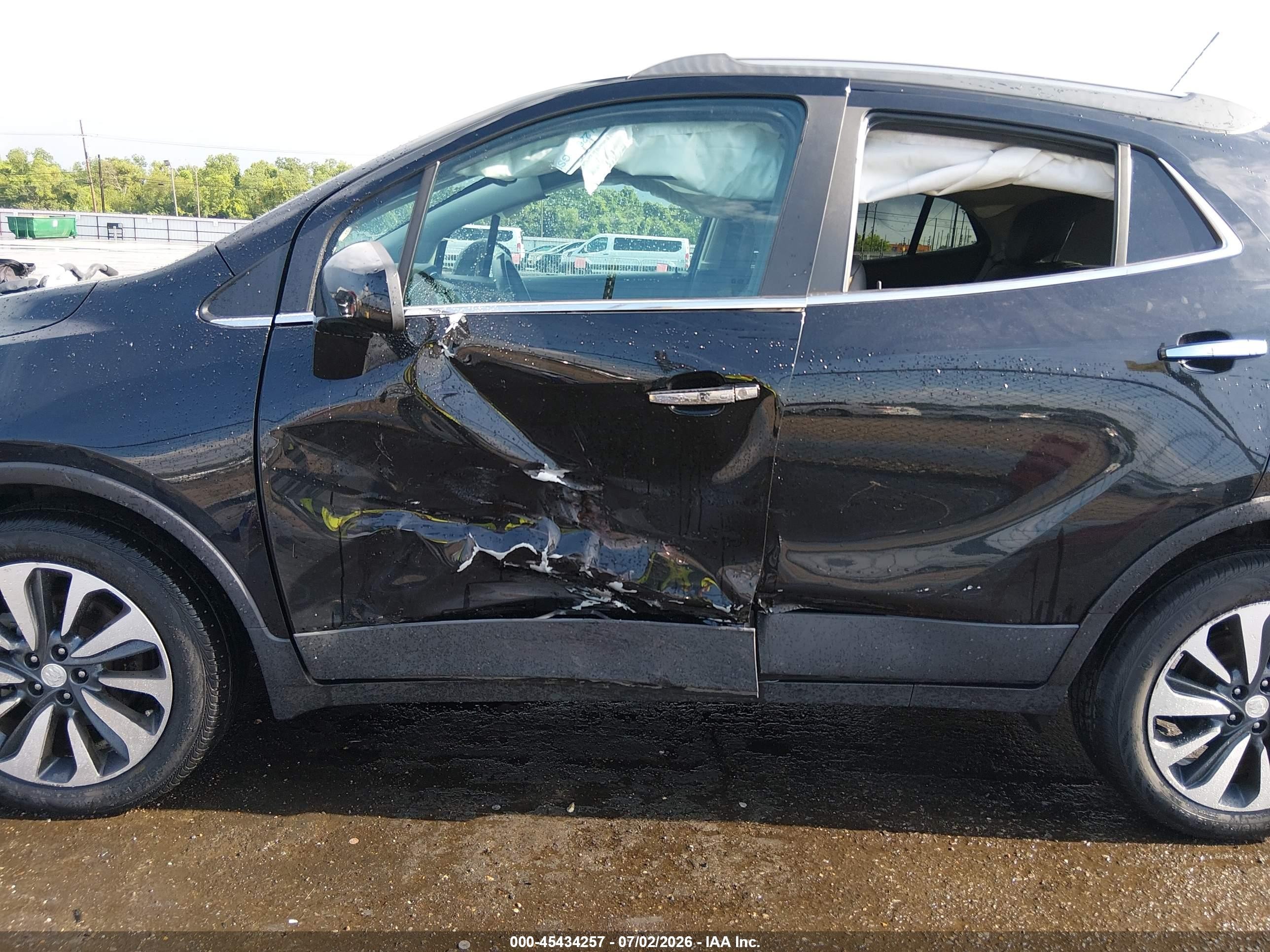 2022 Buick Encore Fwd Preferred Black vin: KL4CJASM0NB501539