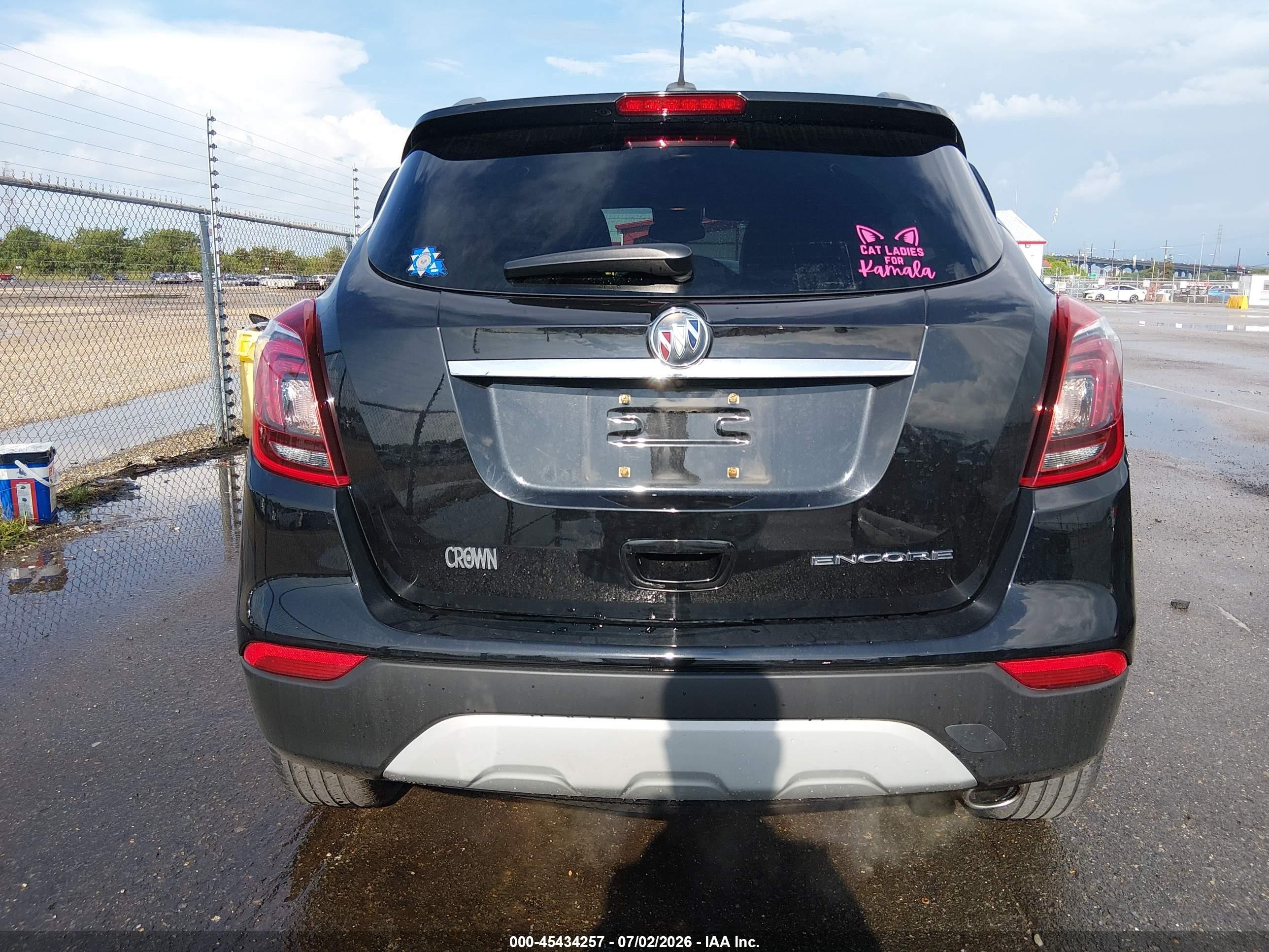 2022 Buick Encore Fwd Preferred Black vin: KL4CJASM0NB501539