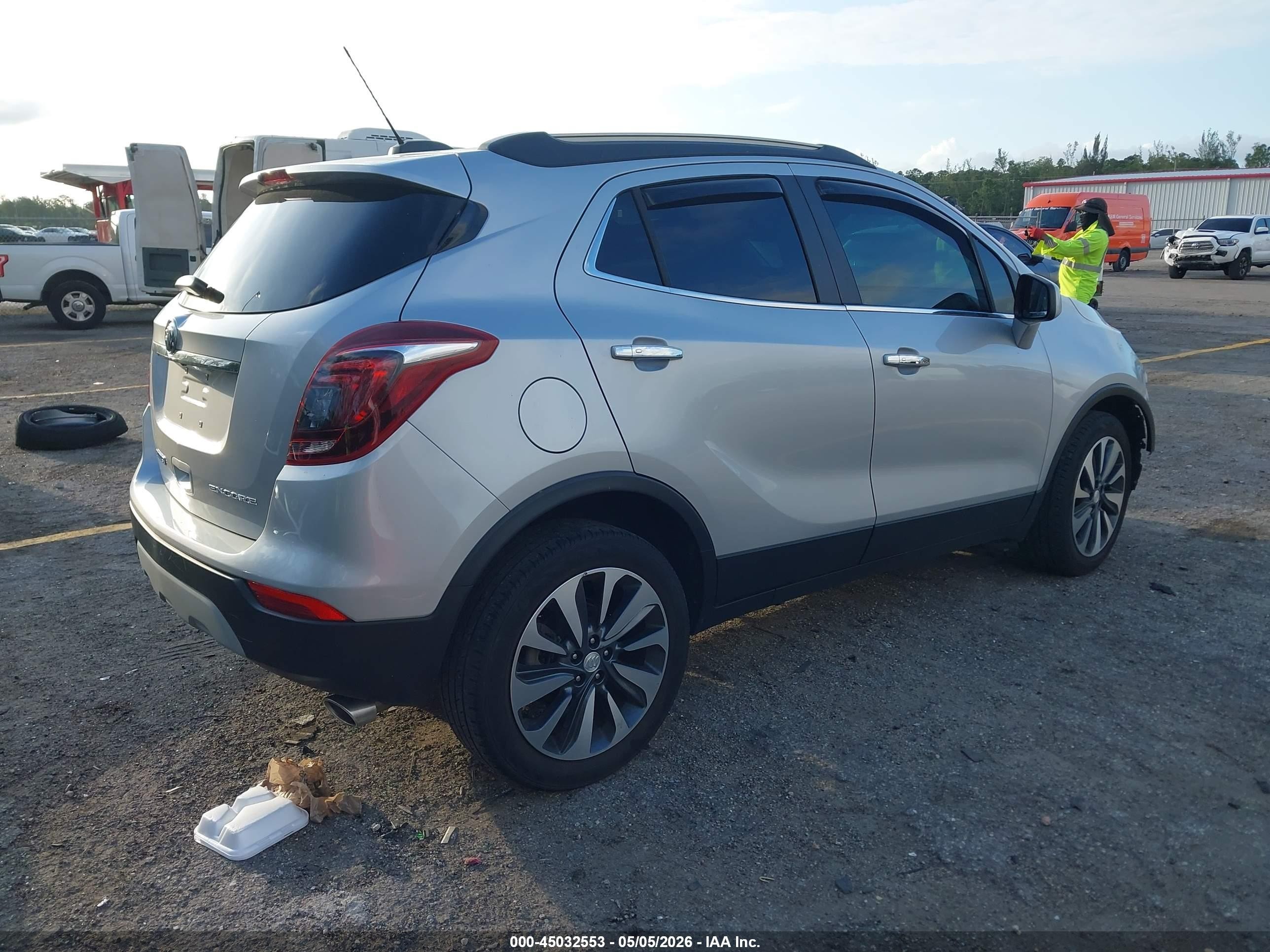 2022 Buick Encore Fwd Preferred Серебряный vin: KL4CJASMXNB525640