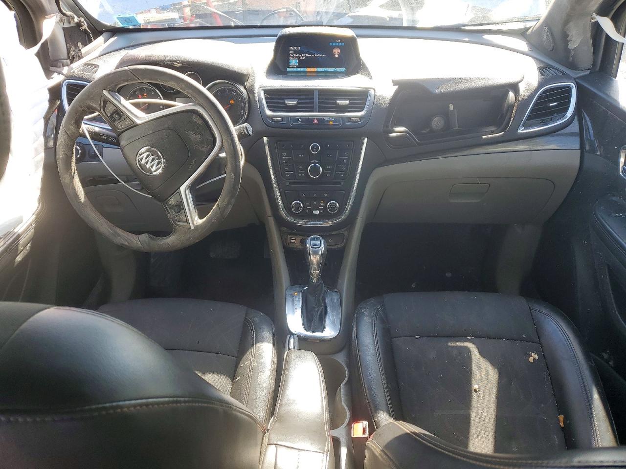 2014 Buic Encore Convenience Silver vin: KL4CJBSB0EB574348
