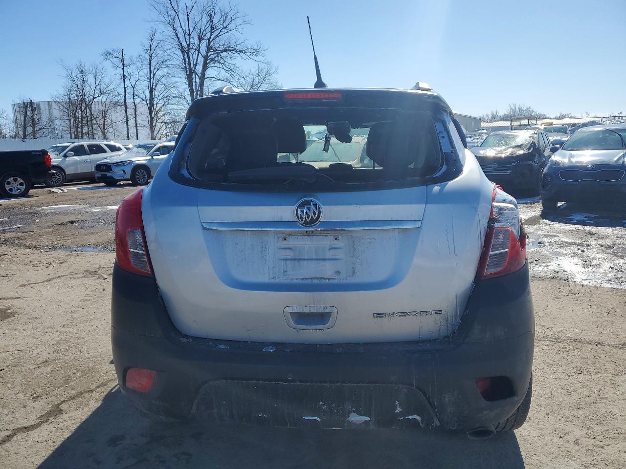 2014 Buic Encore Convenience Silver vin: KL4CJBSB0EB574348