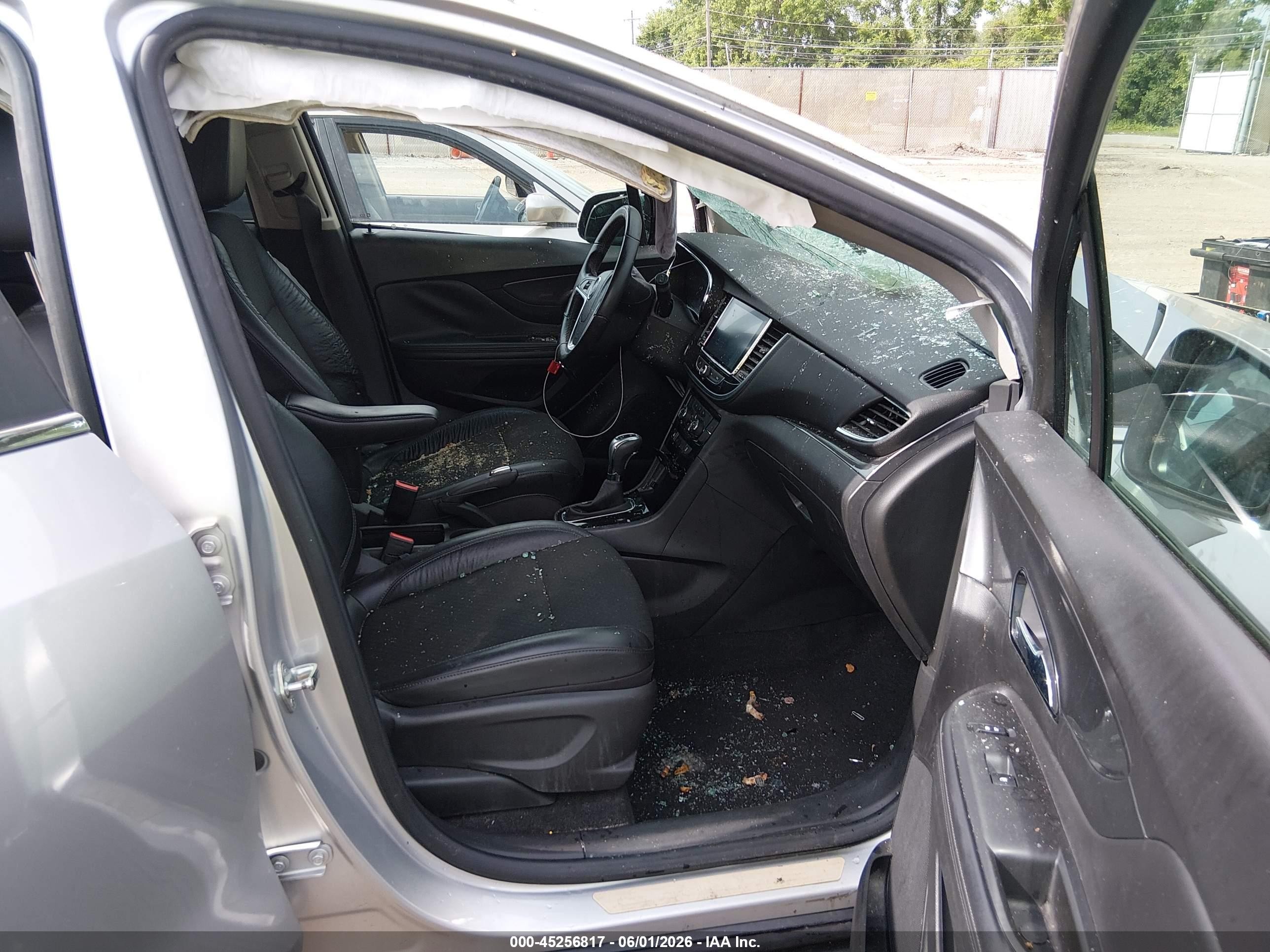 2017 Buick Encore Preferred Ii Silver vin: KL4CJBSB3HB149923