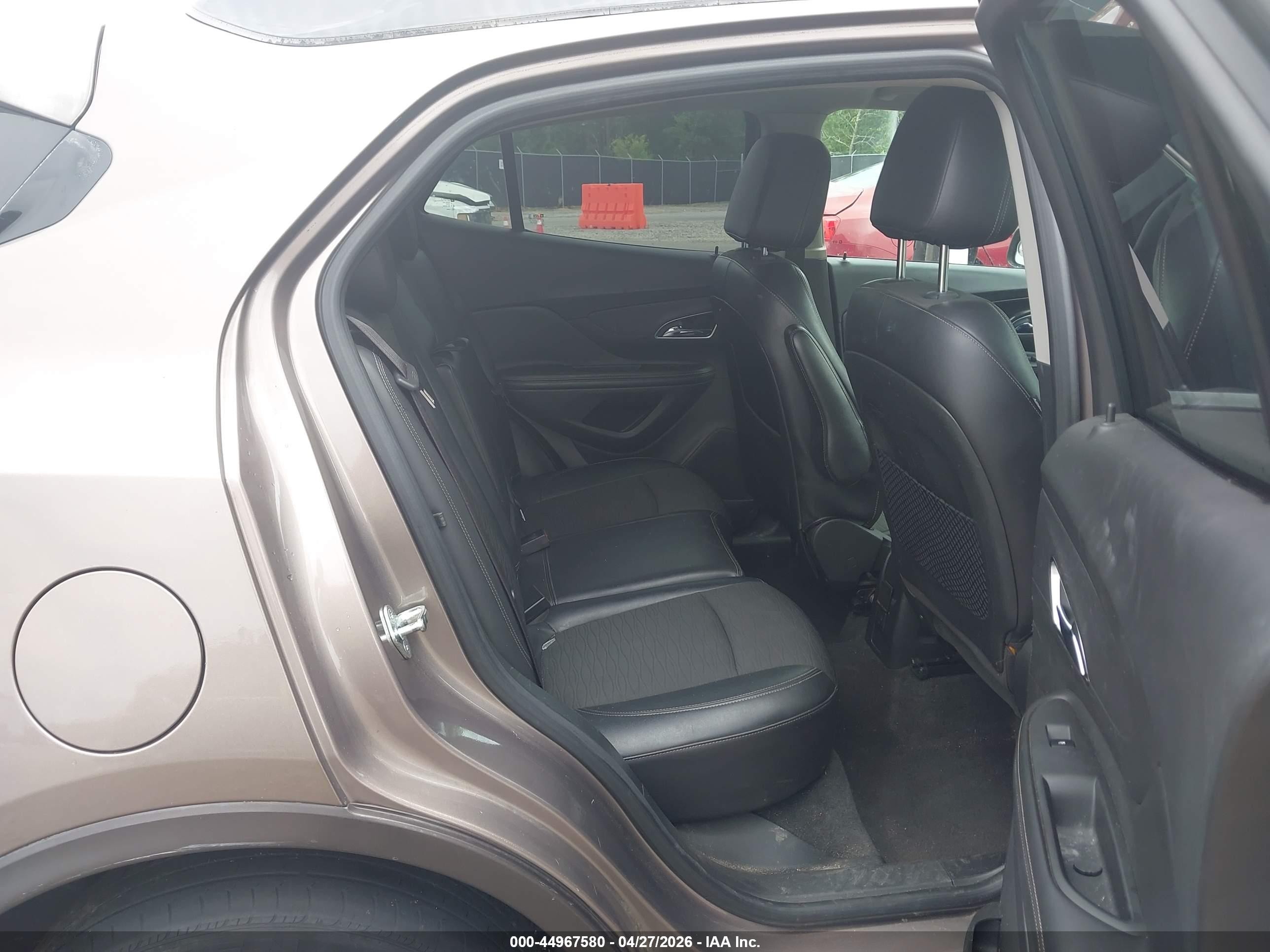 2015 Buick Encore Convenience Champagne vin: KL4CJBSB5FB042854