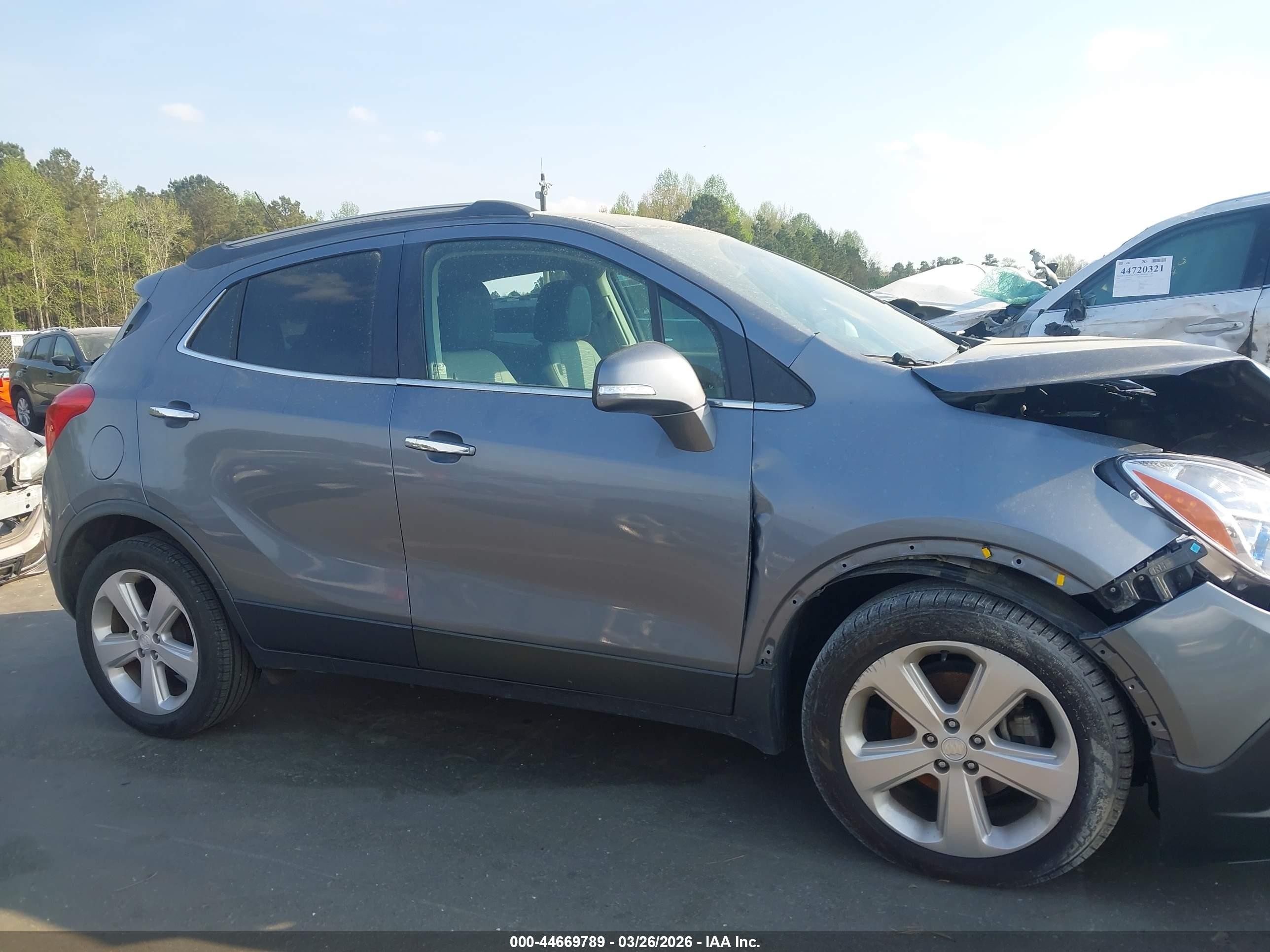 2015 Buick Encore Convenience Серебряный vin: KL4CJBSB5FB043325