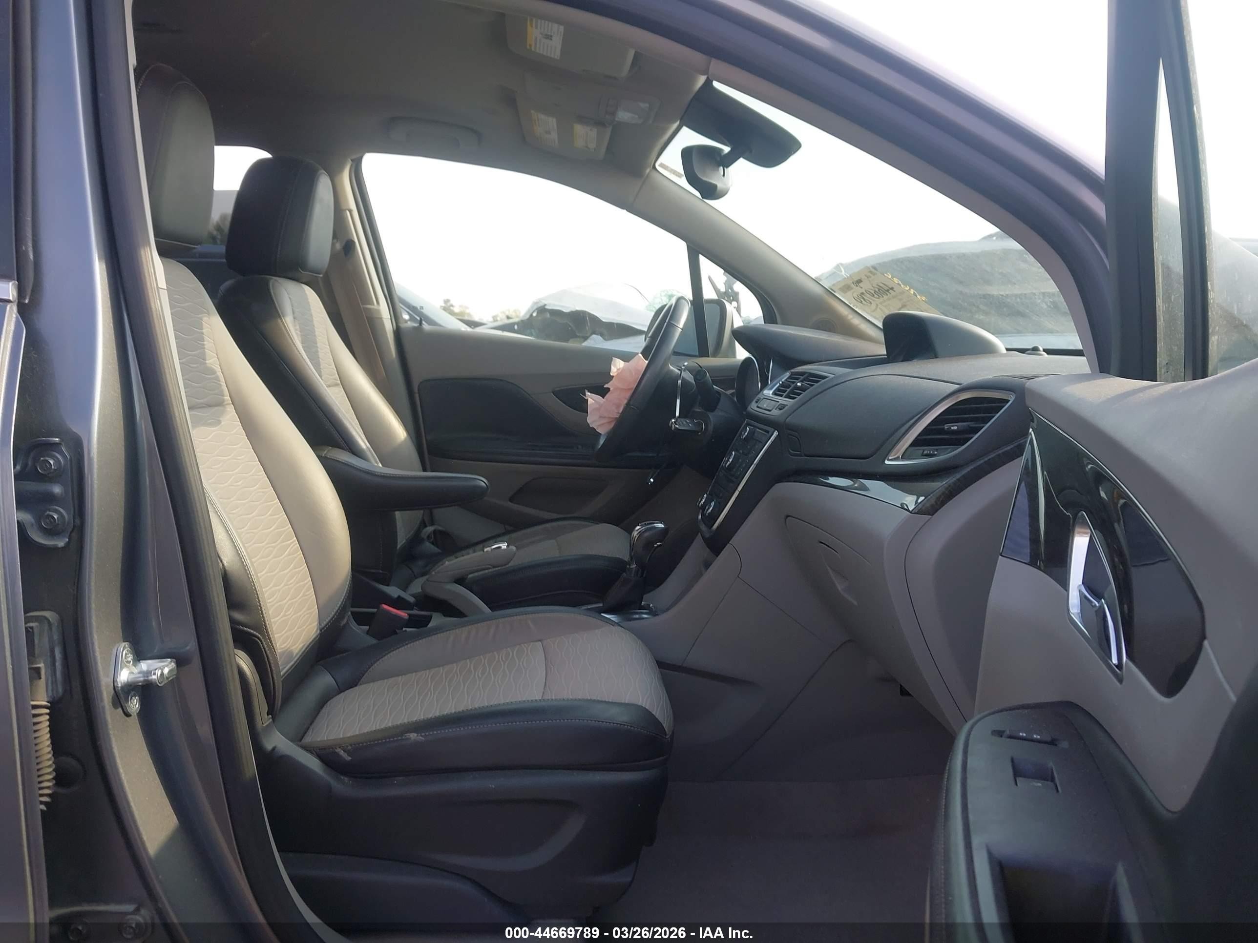 2015 Buick Encore Convenience Серебряный vin: KL4CJBSB5FB043325