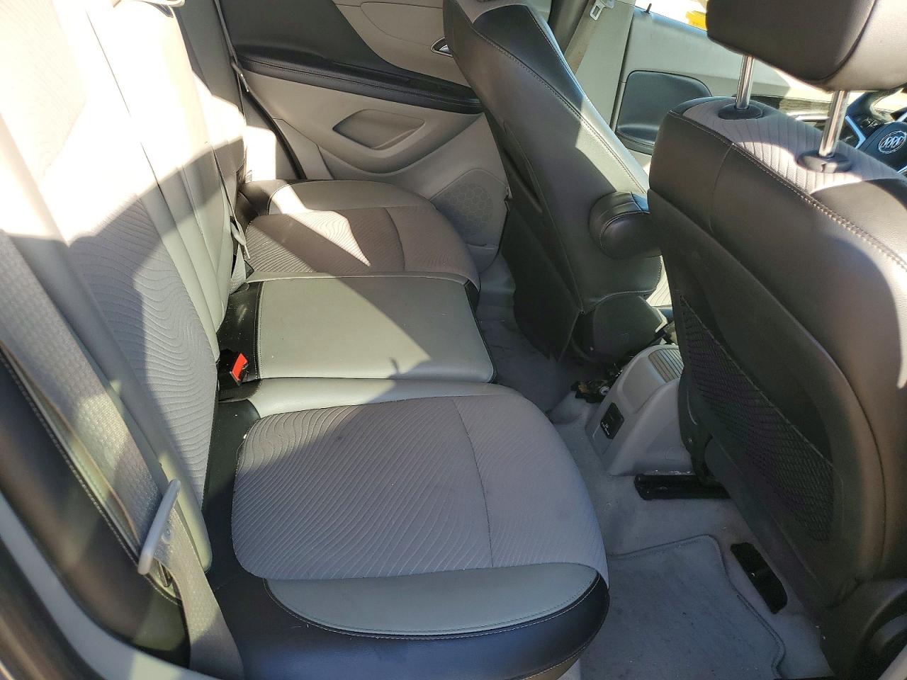 2014 Buick Encore Convenience Silver vin: KL4CJBSB7EB524188