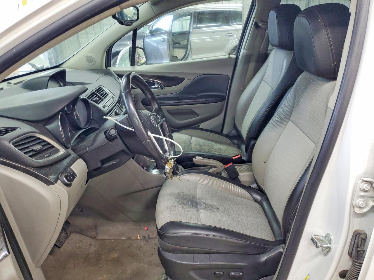 2015 Buick Encore Convenience White vin: KL4CJBSB7FB131292