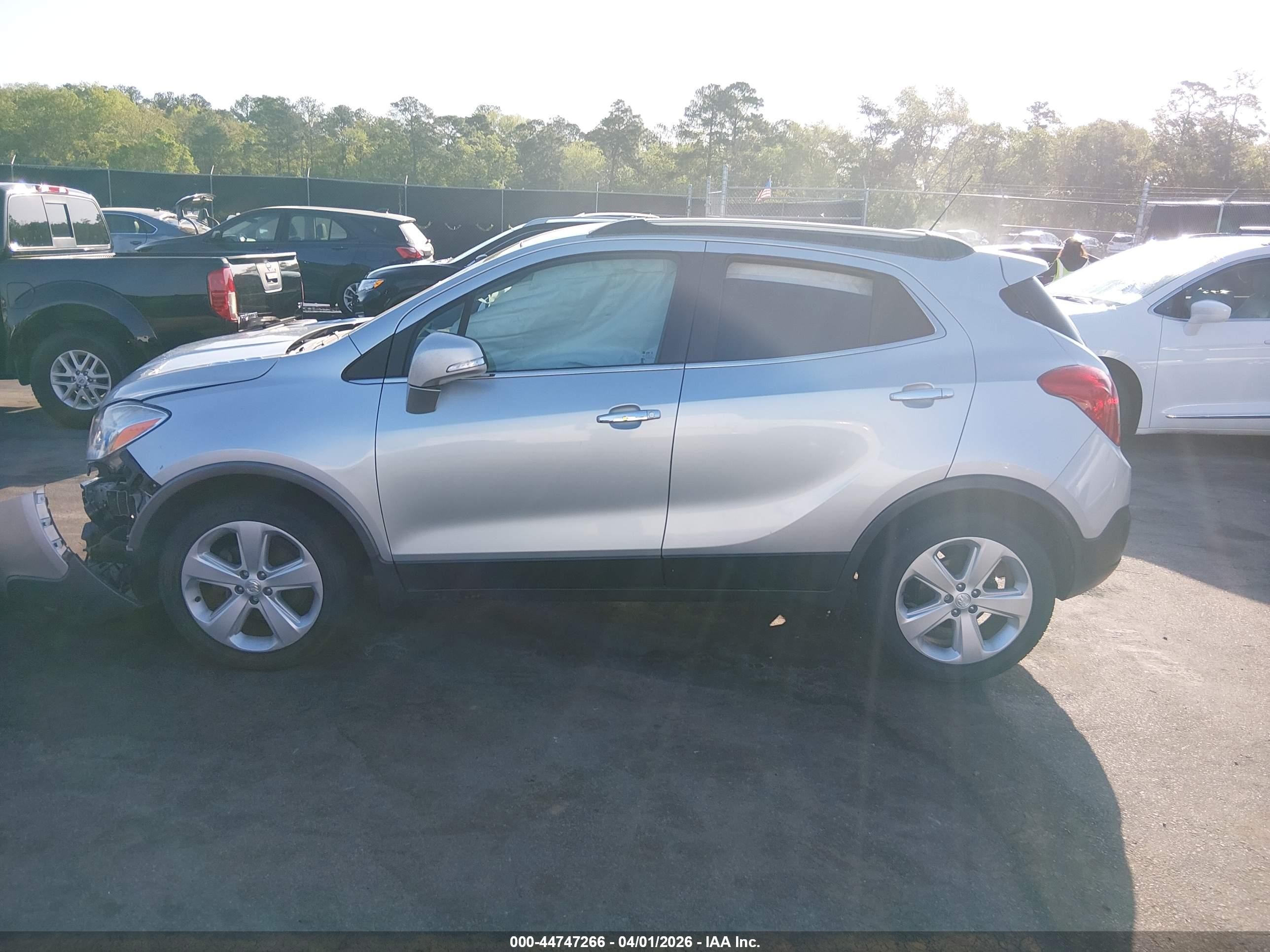 2015 Buick Encore Convenience Серебряный vin: KL4CJBSBXFB038038
