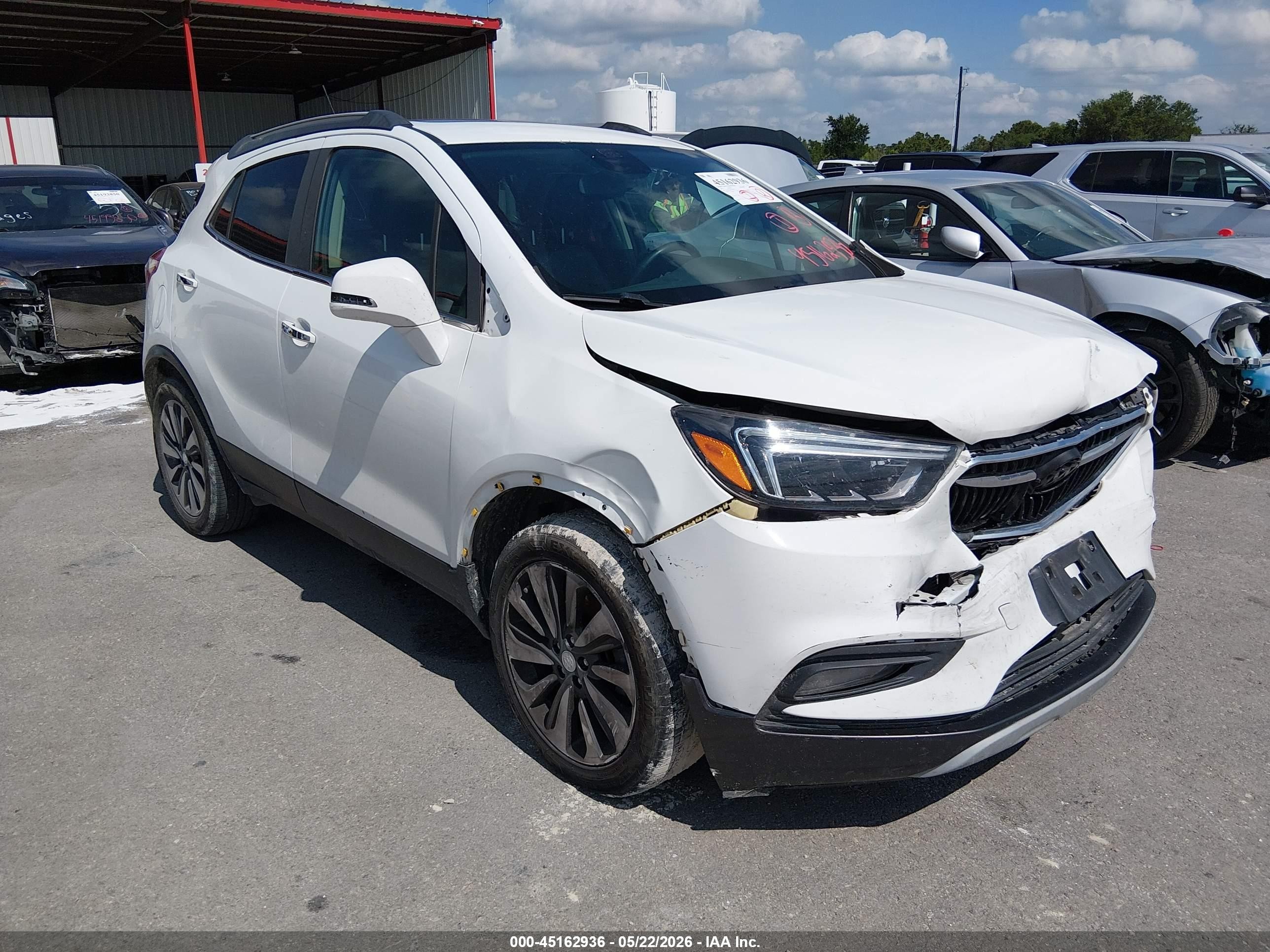 2018 Buick Encore Essence White vin: KL4CJCSB1JB526812