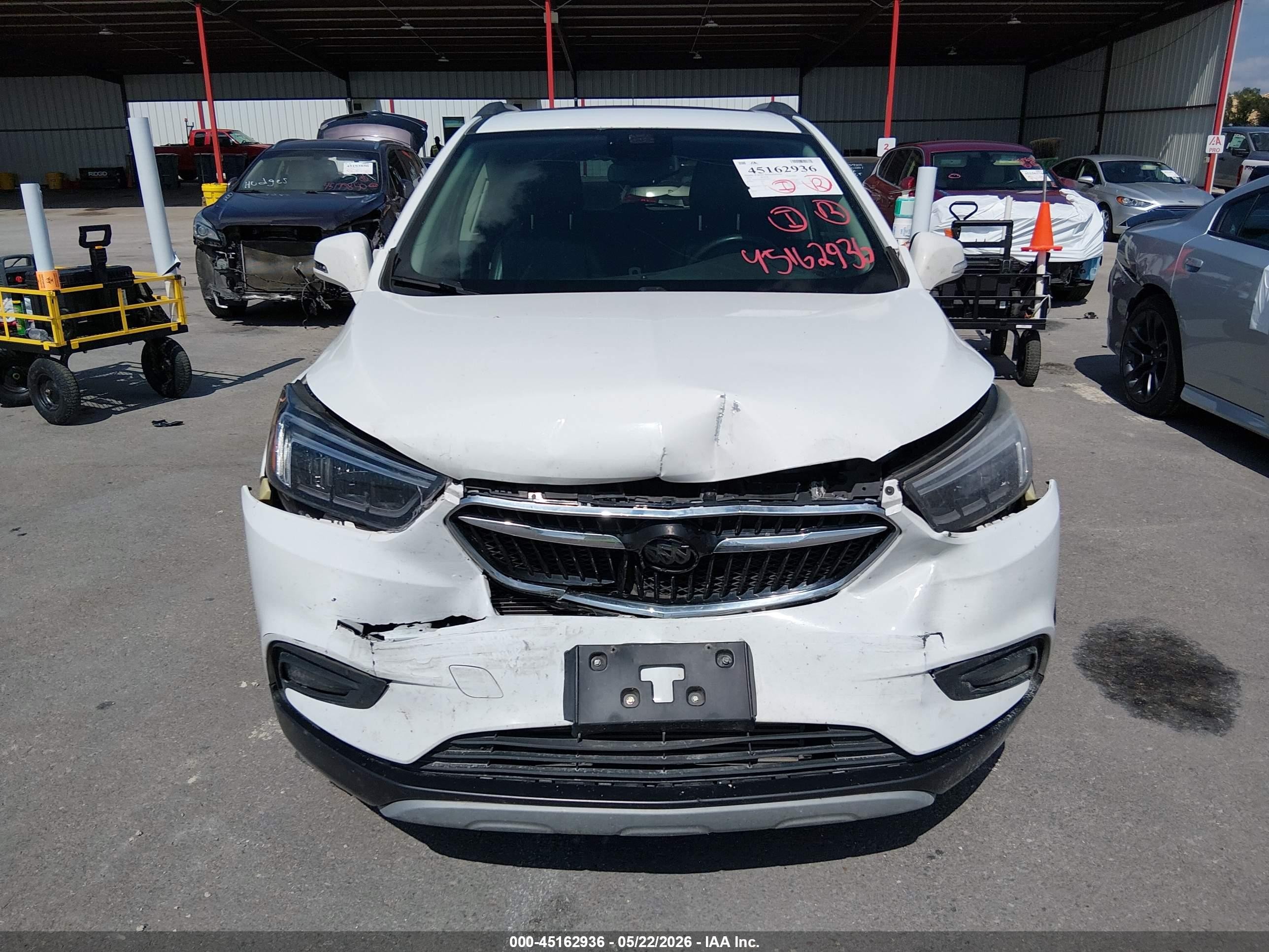 2018 Buick Encore Essence White vin: KL4CJCSB1JB526812