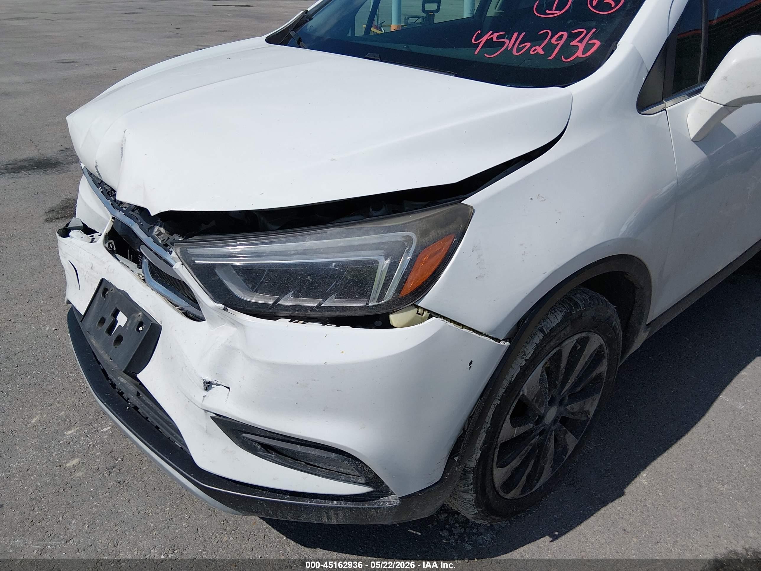 2018 Buick Encore Essence White vin: KL4CJCSB1JB526812