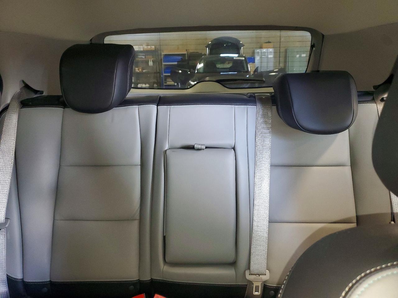 2015 Buick Encore Silver vin: KL4CJCSB2FB084307