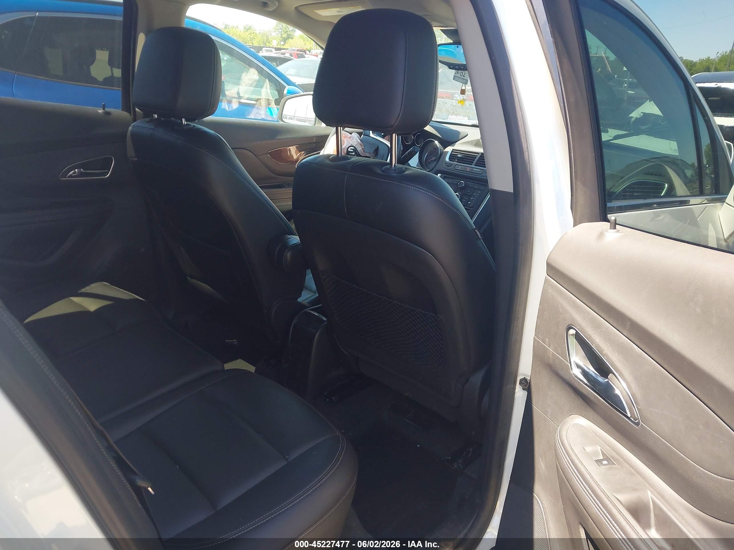 2015 Buick Encore Leather White vin: KL4CJCSB6FB062357