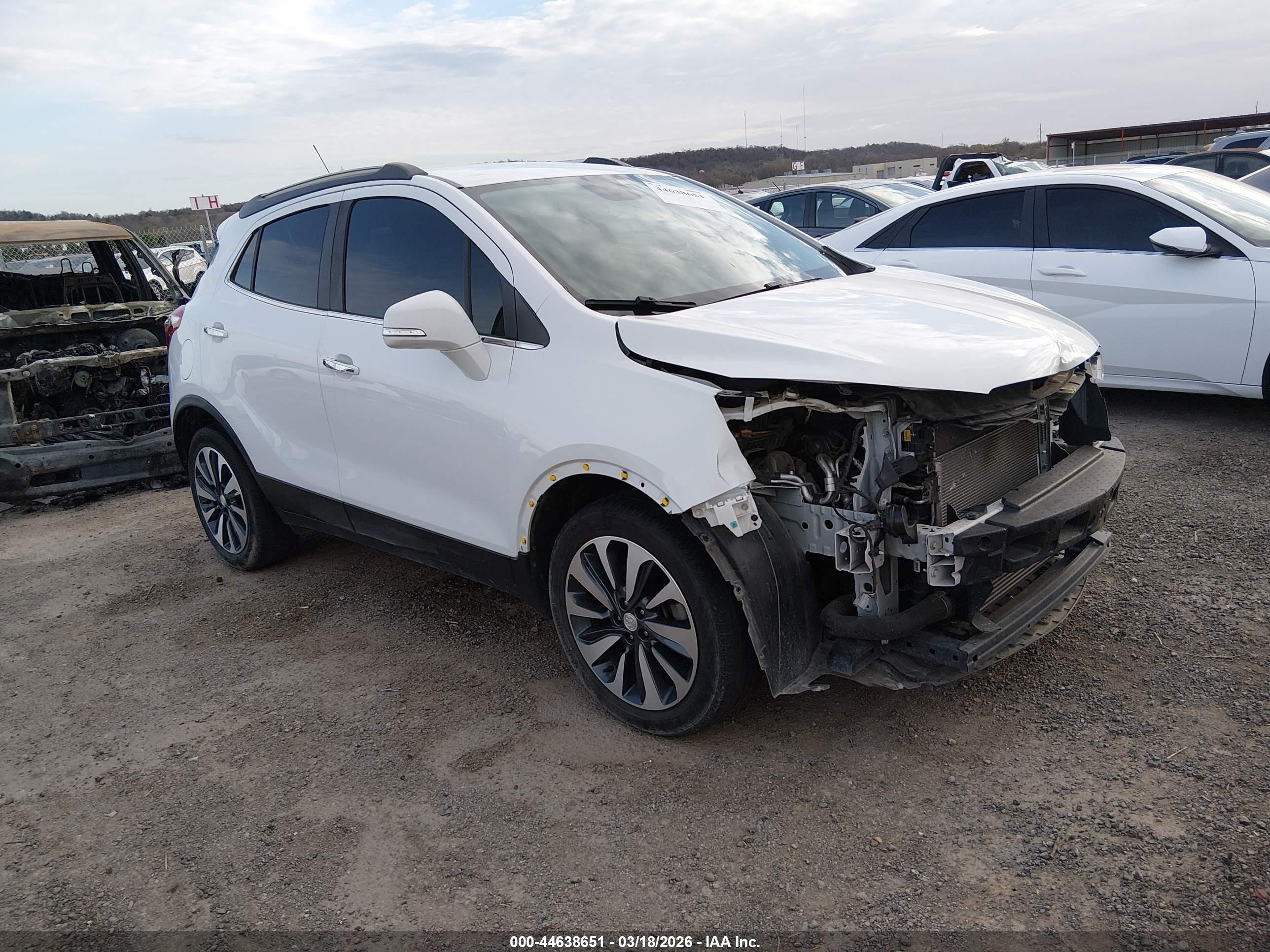 2020 Buick Encore Fwd Essence White vin: KL4CJCSB7LB041061