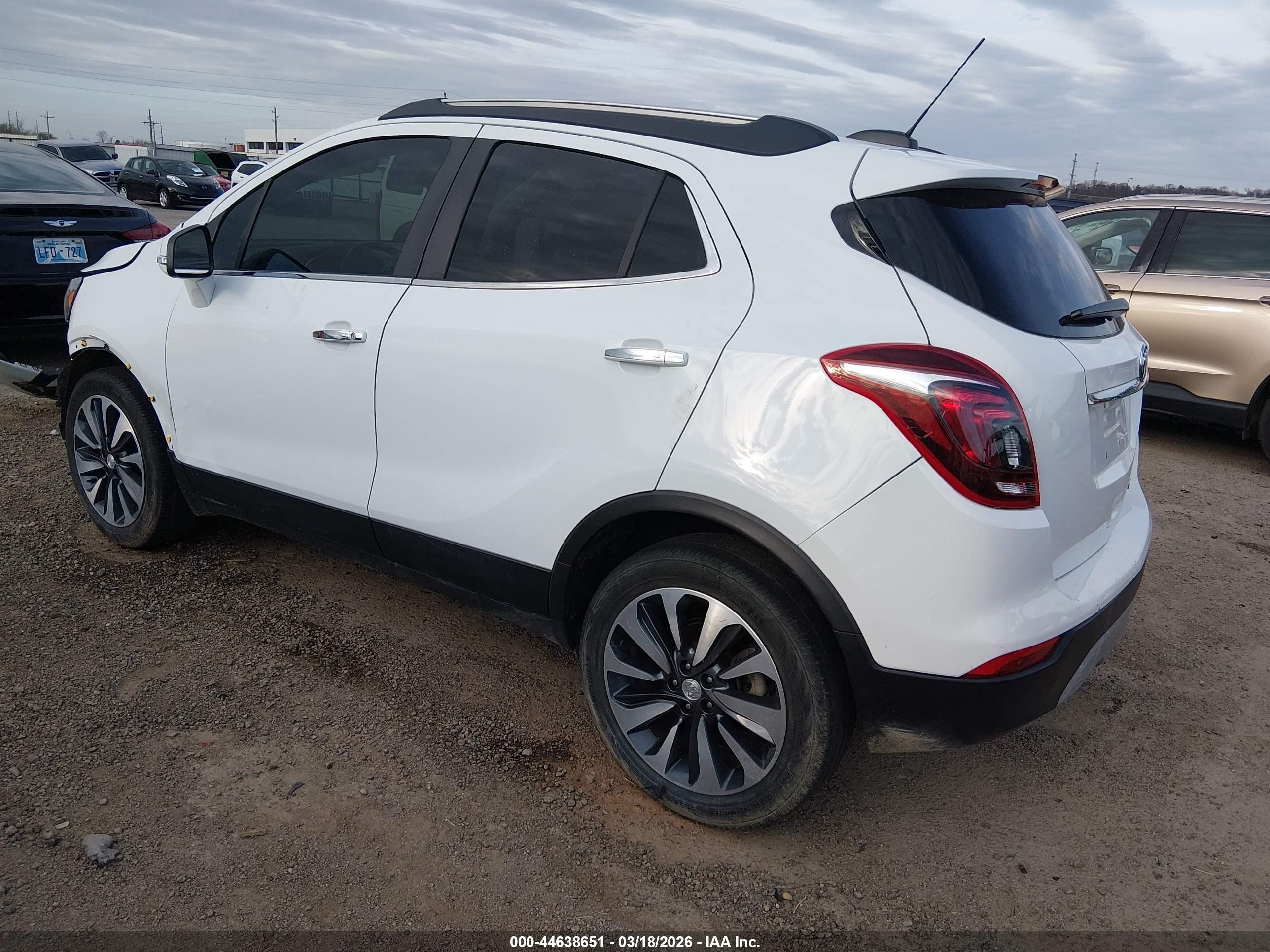 2020 Buick Encore Fwd Essence White vin: KL4CJCSB7LB041061