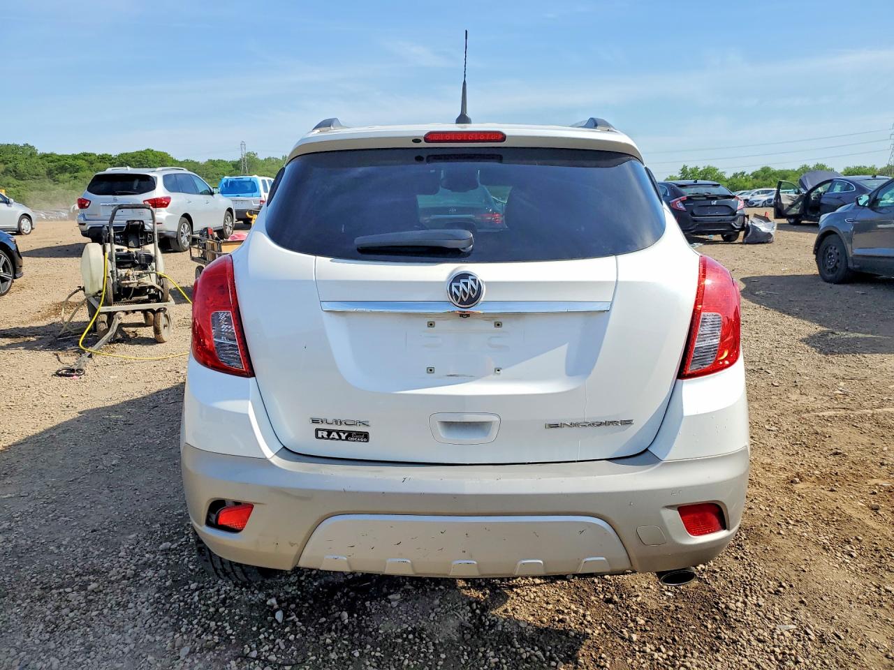2013 Buick Encore White vin: KL4CJCSB8DB058047