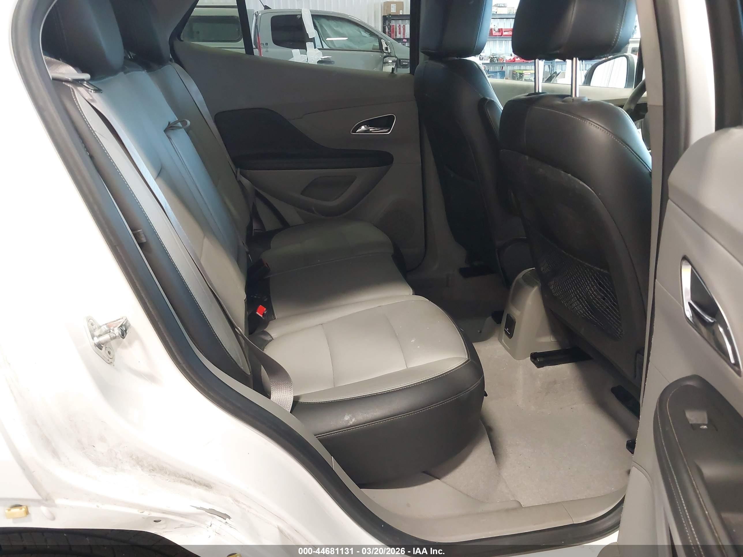 2015 Buick Encore Leather White vin: KL4CJCSB8FB261703