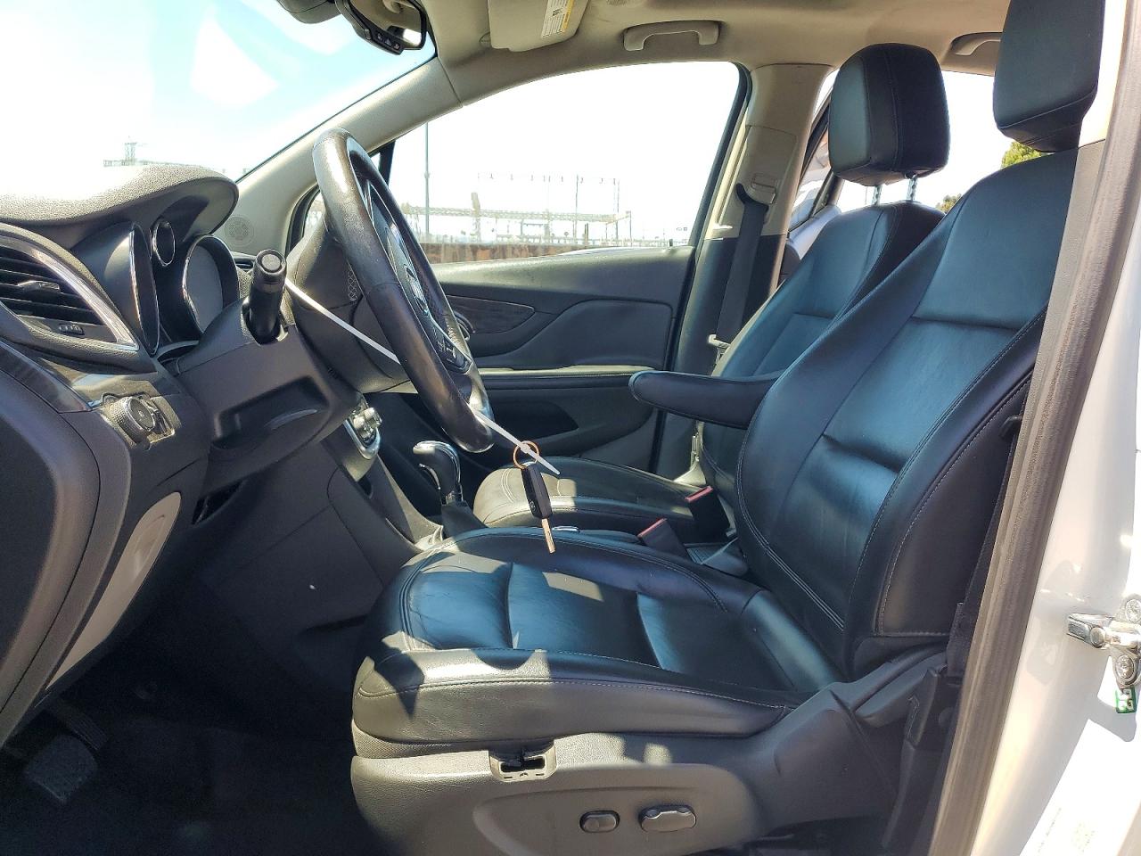 2015 Buick Encore White vin: KL4CJCSB9FB031278