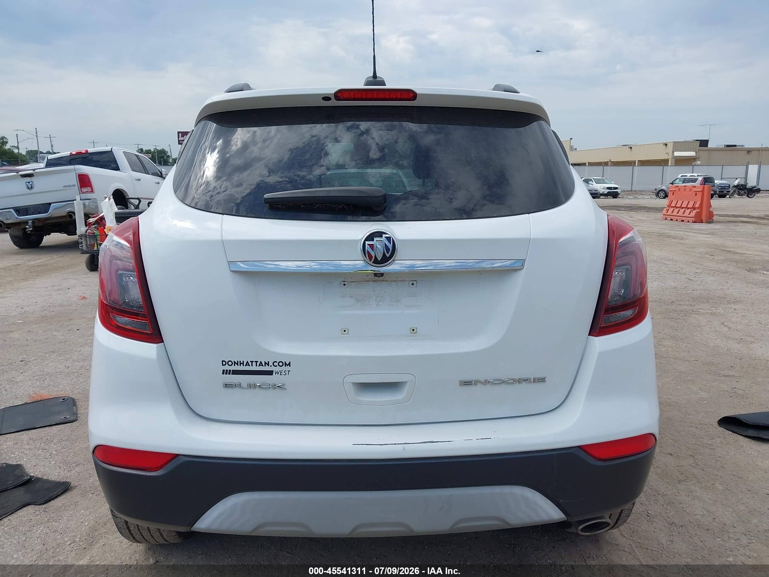 2017 Buick Encore Essence White vin: KL4CJCSB9HB145106