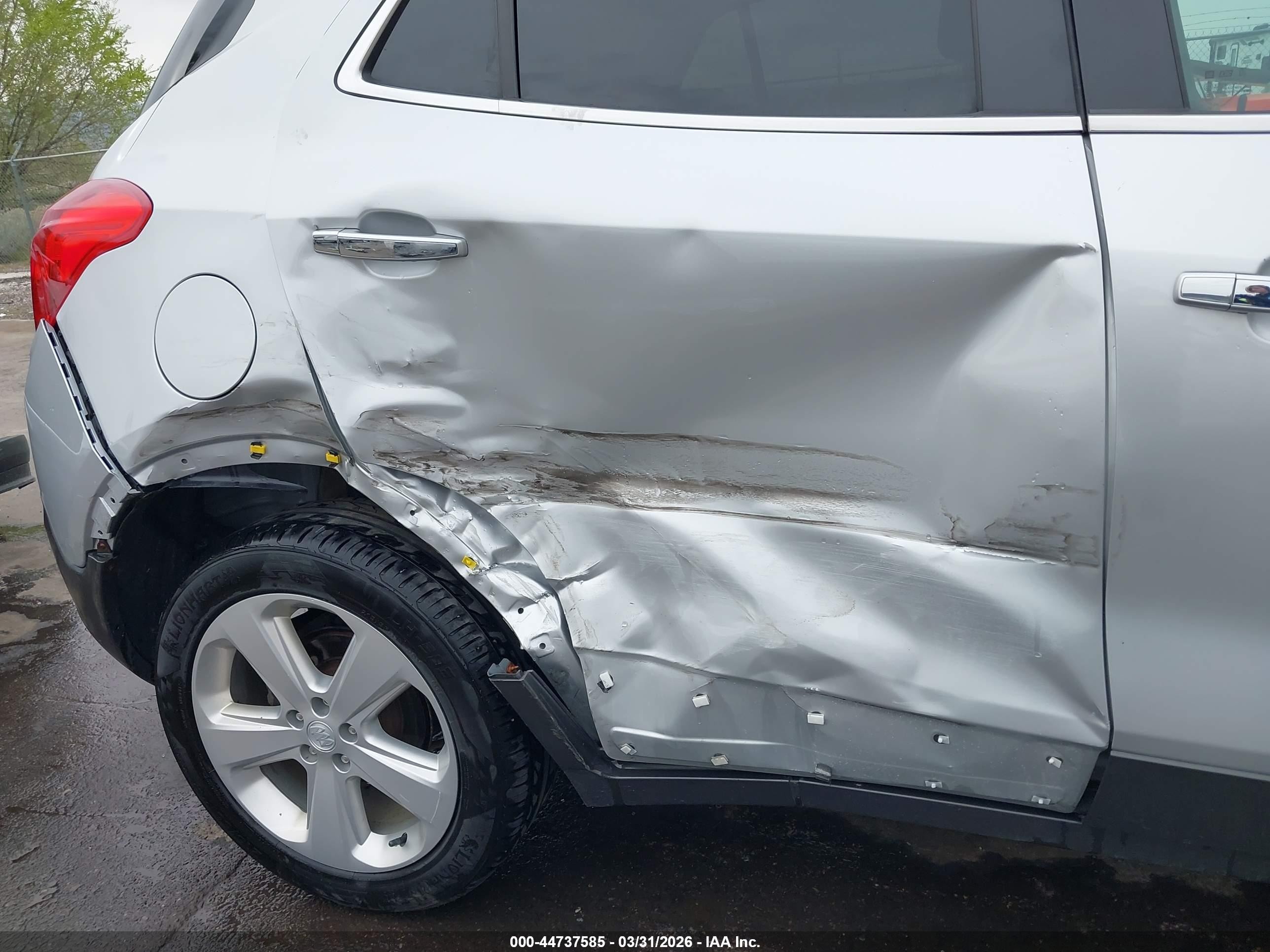 2015 Buick Encore Leather Серебряный vin: KL4CJCSBXFB224684