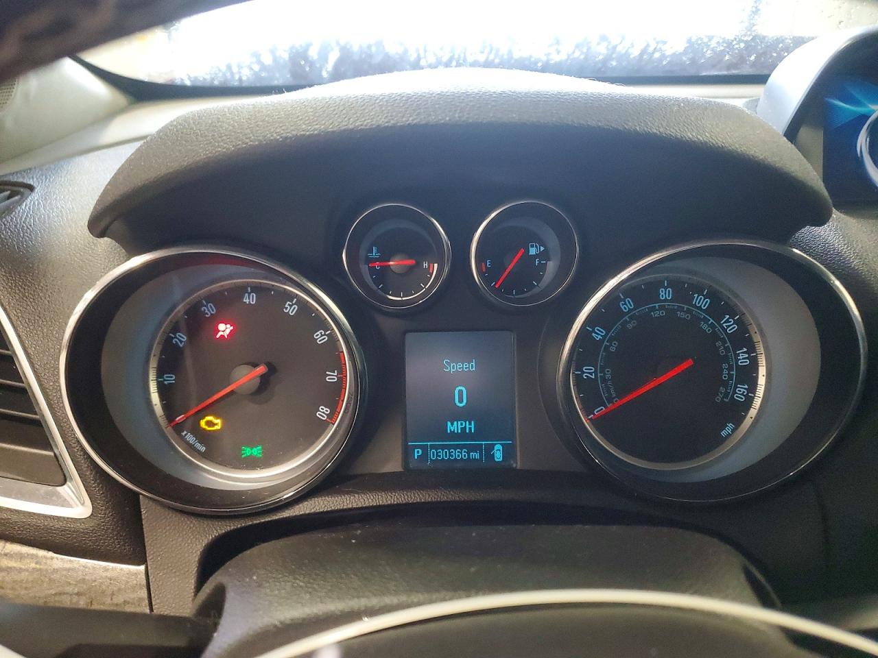 2014 Buick Encore Red vin: KL4CJDSB5EB767543