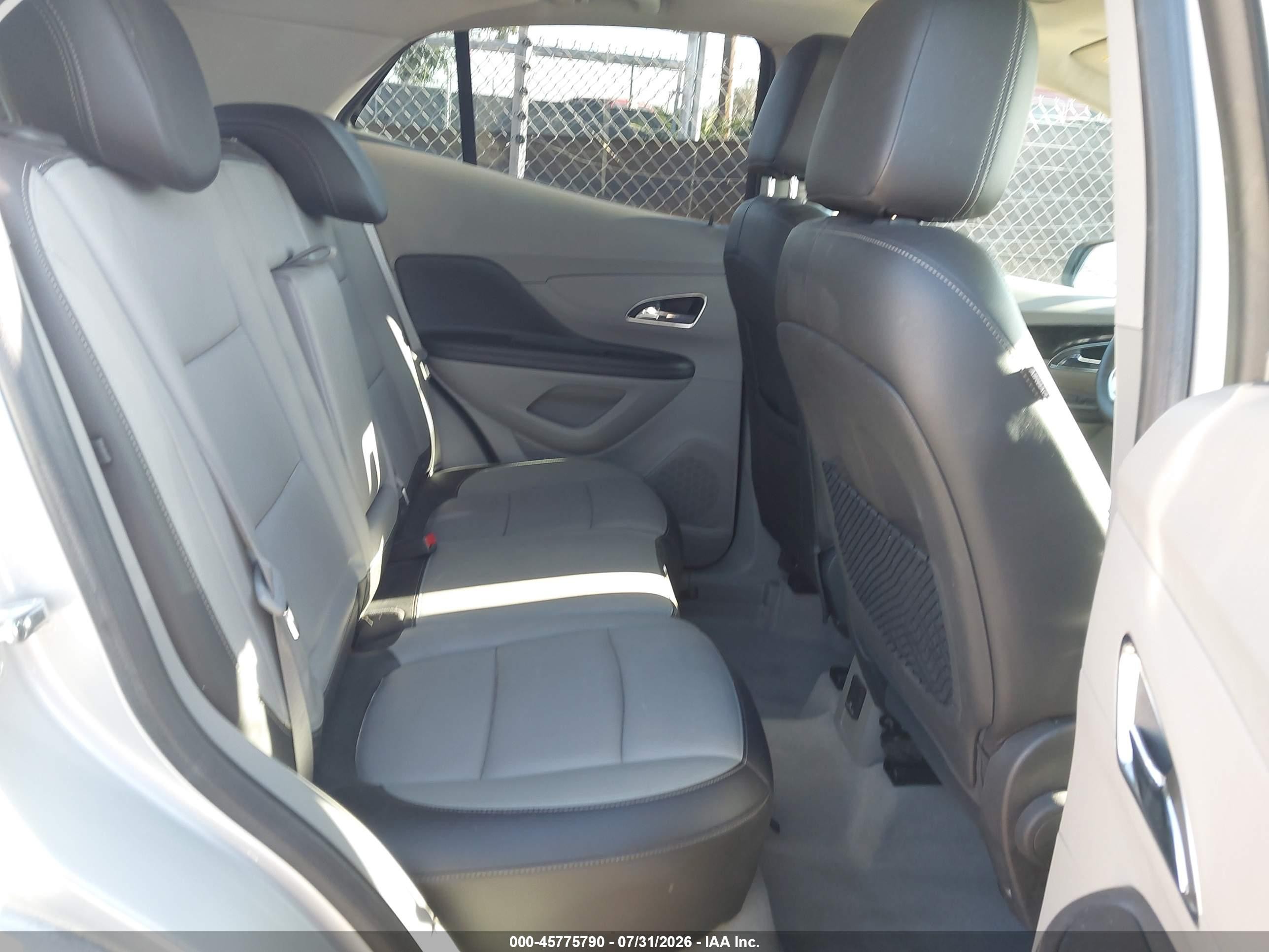 2015 Buick Encore Premium Silver vin: KL4CJDSB5FB187355