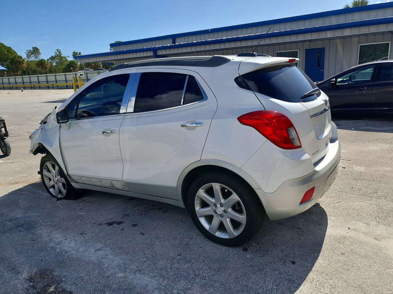 2015 Buick Encore Premium White vin: KL4CJDSB8FB180125