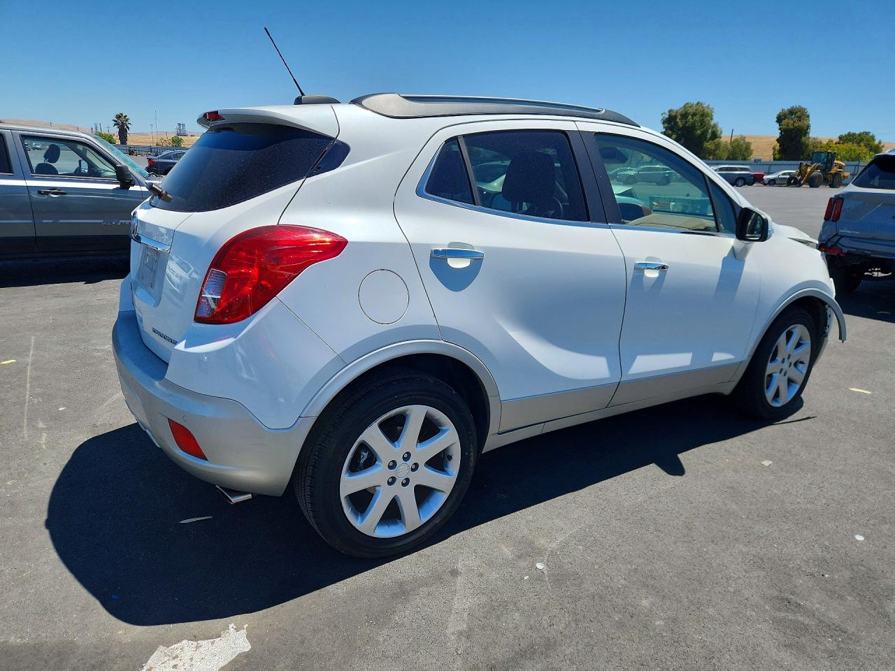 2015 Buick Encore Premium White vin: KL4CJDSBXFB206028
