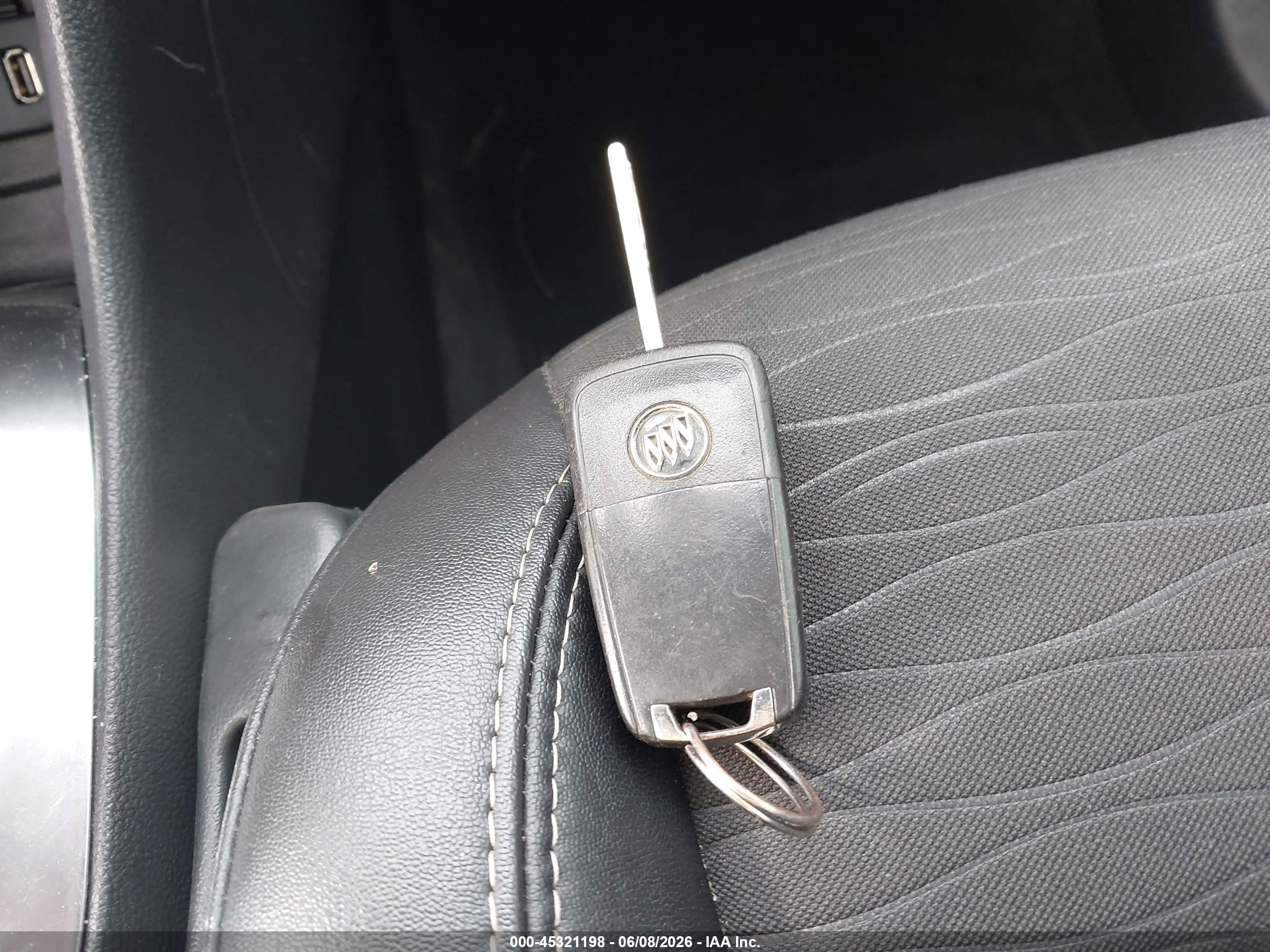 2015 Buick Encore   White vin: KL4CJESB0FB164068