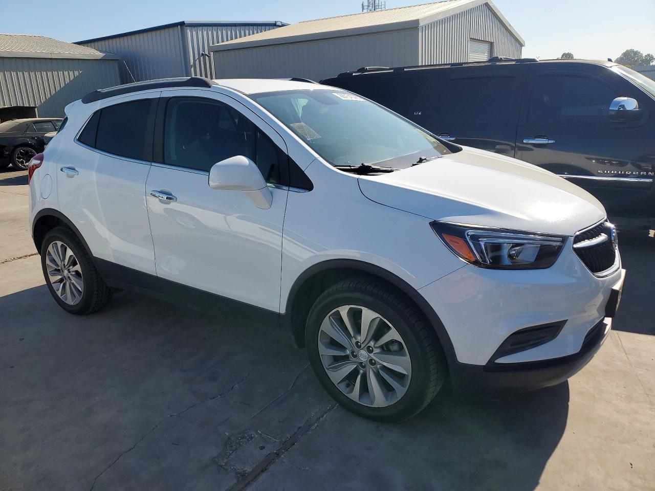 2020 Buick Encore Preferred White vin: KL4CJESB2LB030786