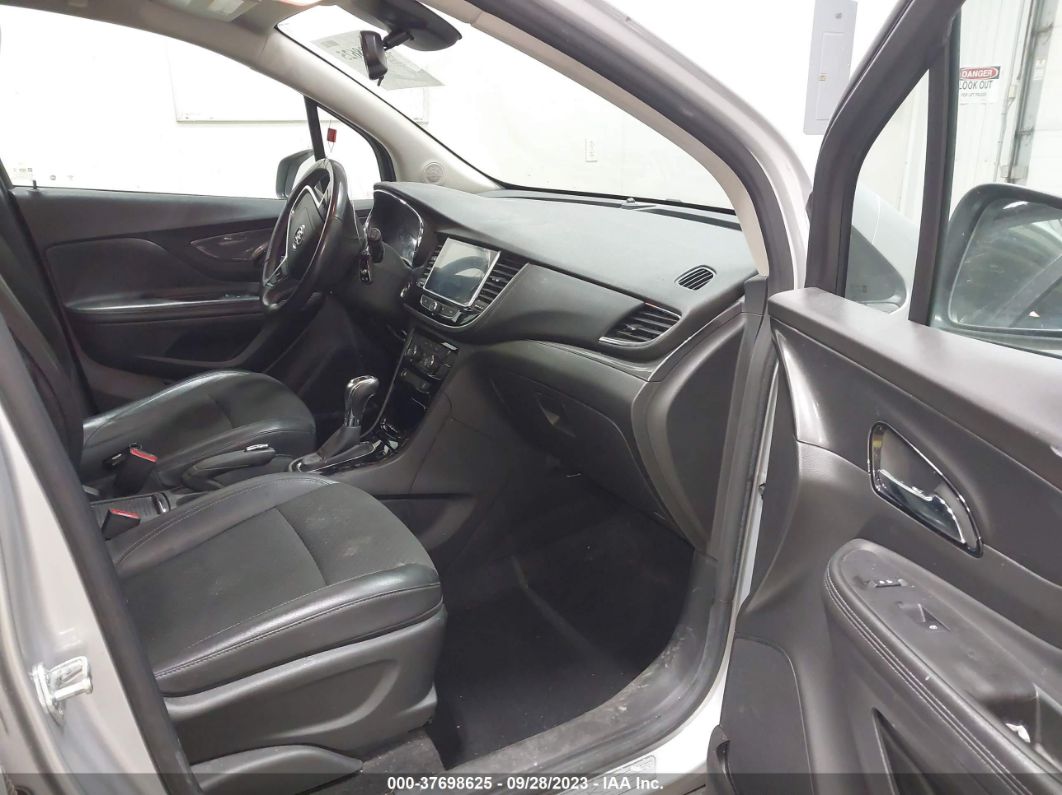 2020 Buick Encore Preferred Silver vin: KL4CJESB3LB014385