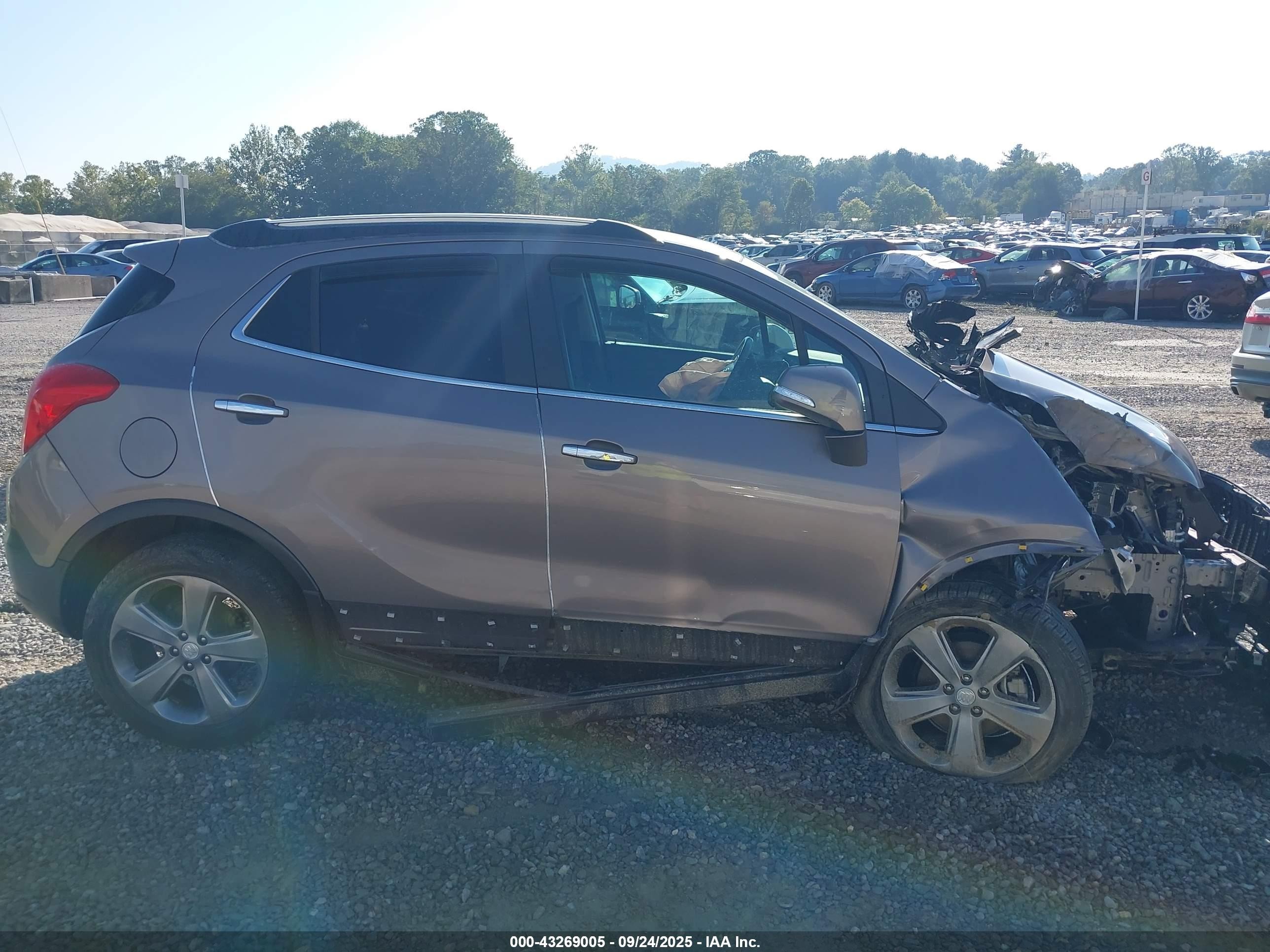 2014 Buick Encore Beige vin: KL4CJESB4EB566710