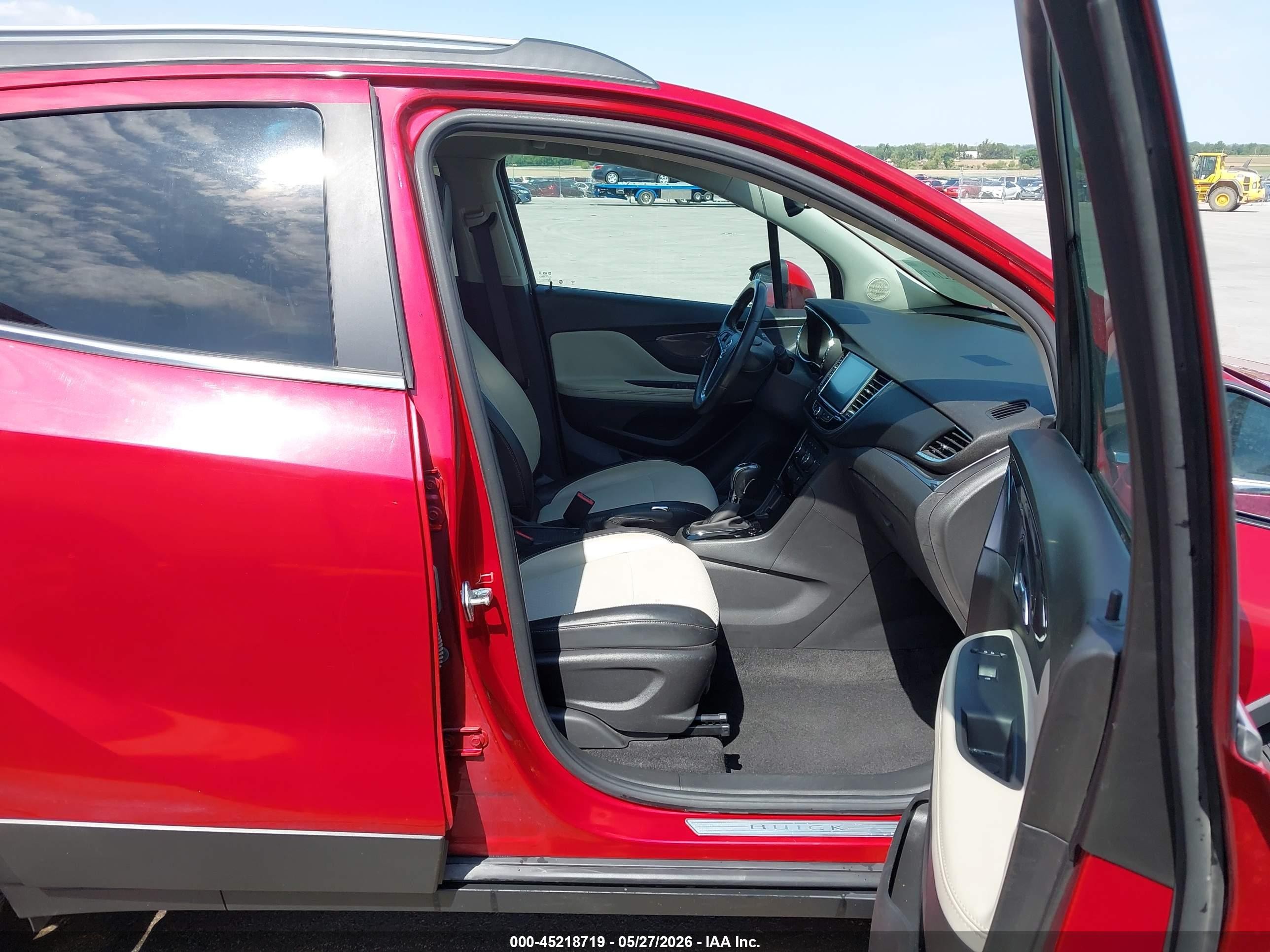 2020 Buick Encore Awd Preferred Red vin: KL4CJESB7LB032730