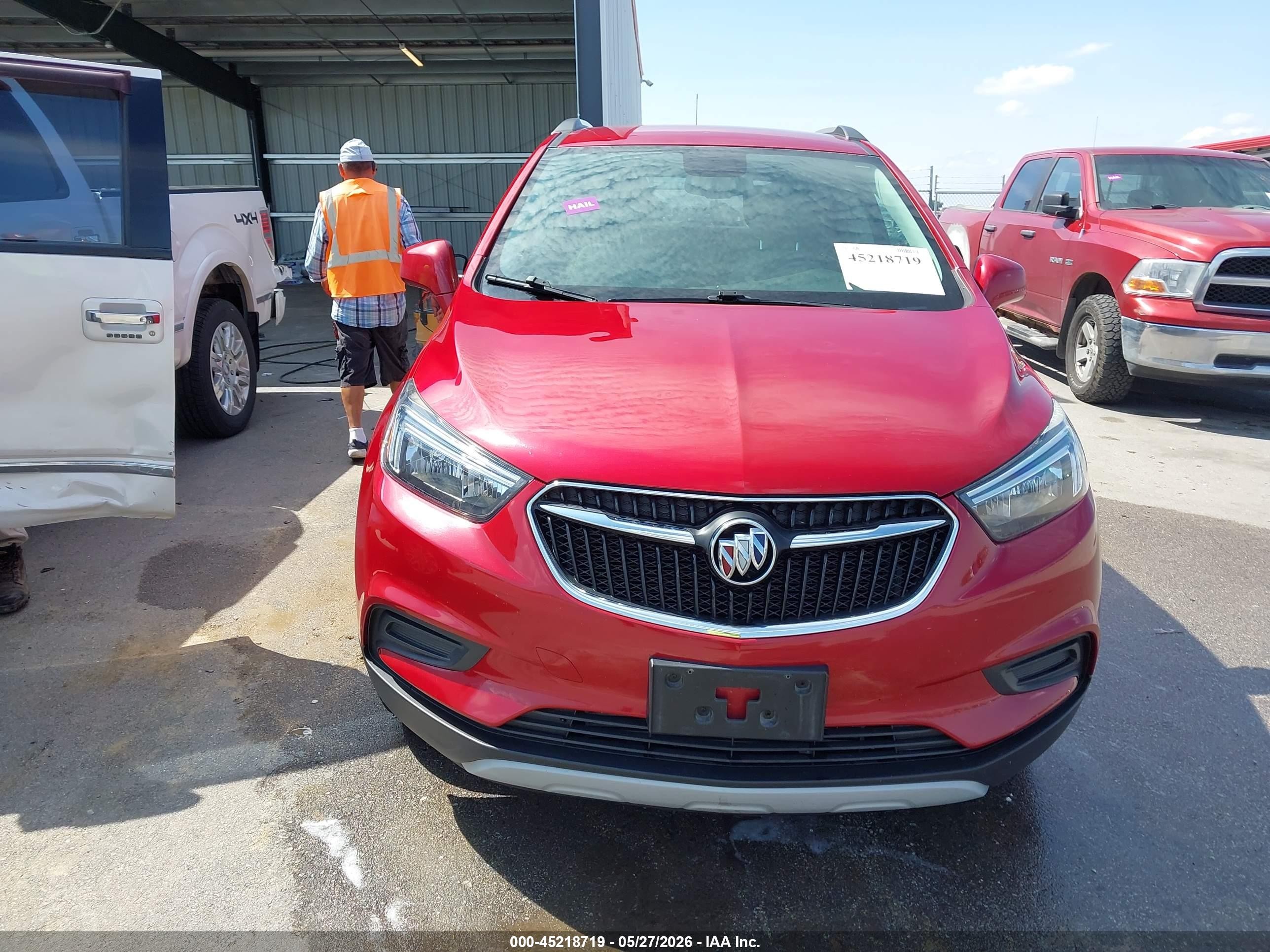 2020 Buick Encore Awd Preferred Red vin: KL4CJESB7LB032730
