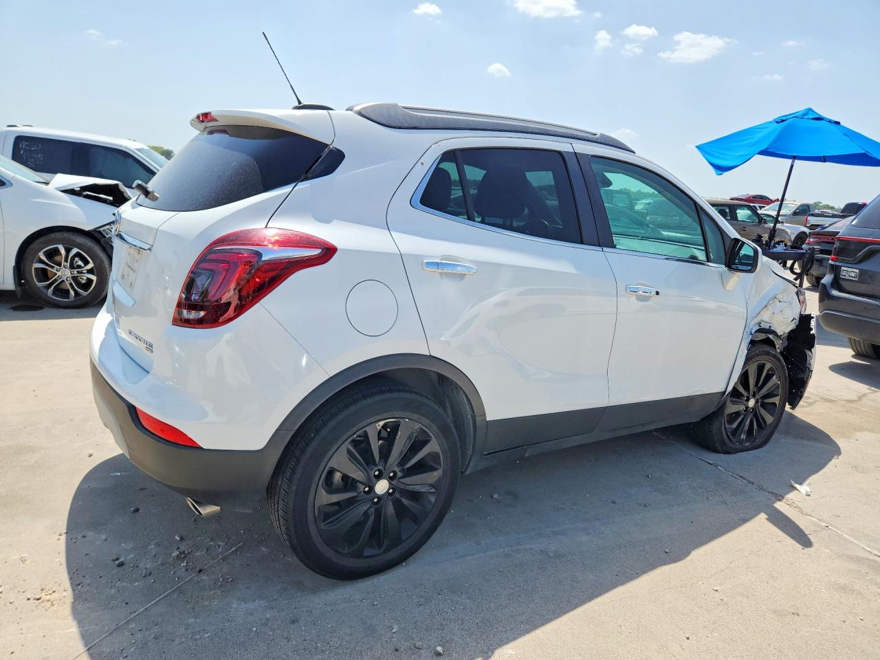 2021 Buick Encore Preferred White vin: KL4CJESM1MB376184