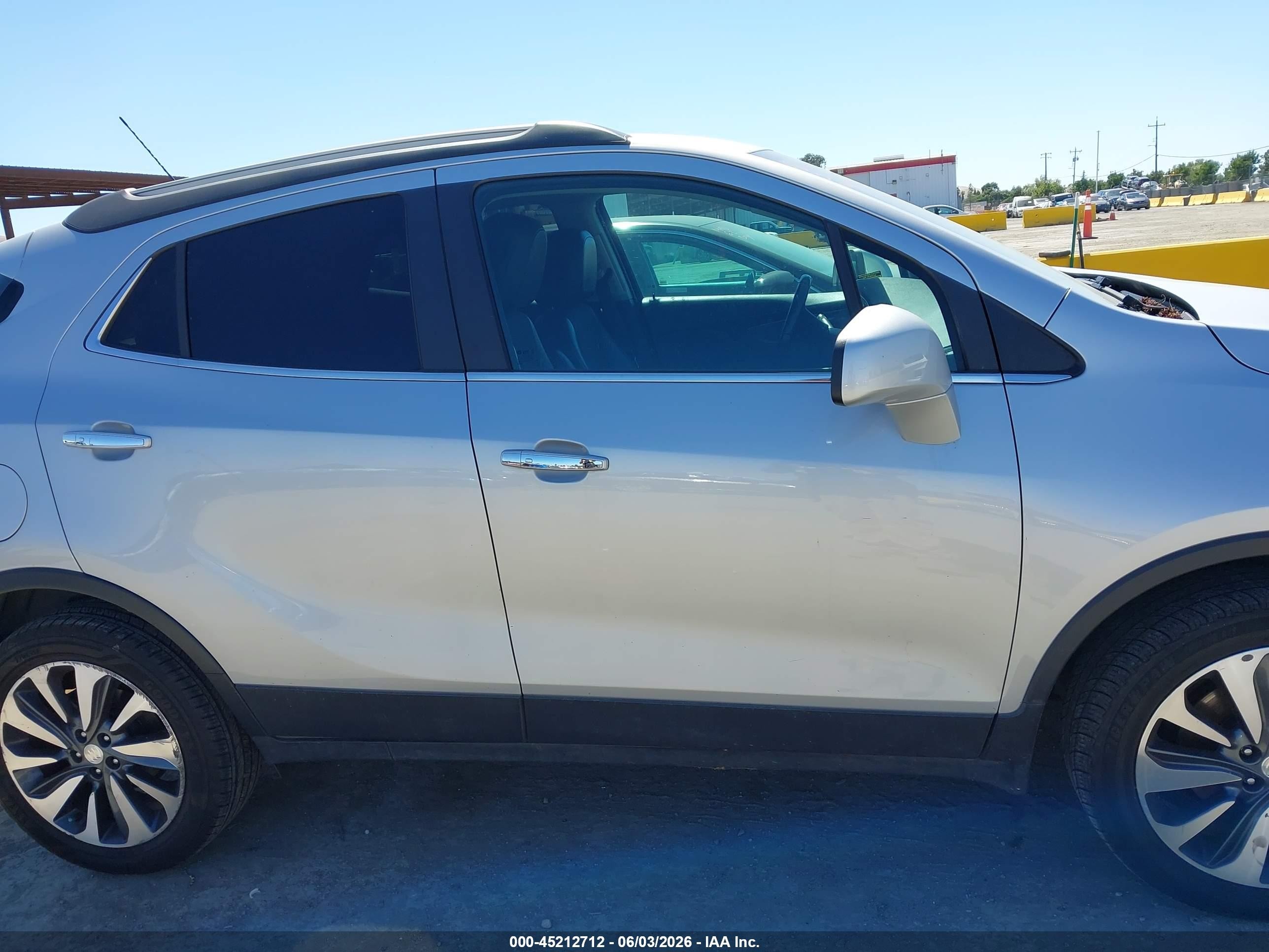 2022 Buick Encore Awd Preferred Серый vin: KL4CJESM3NB530475