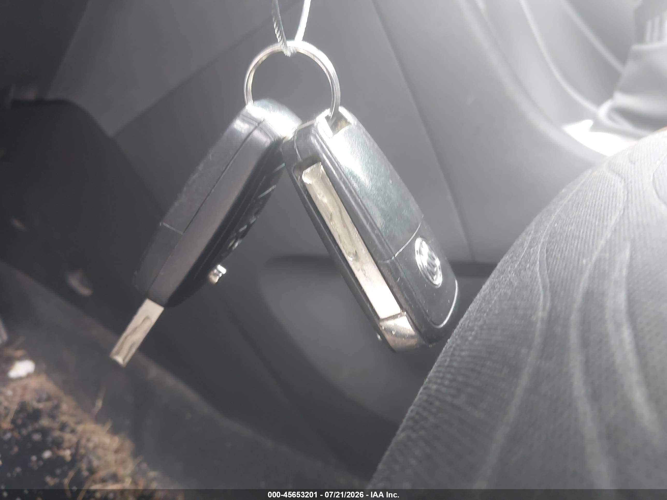 2015 Buick Encore Convenience Silver vin: KL4CJFSB9FB131348
