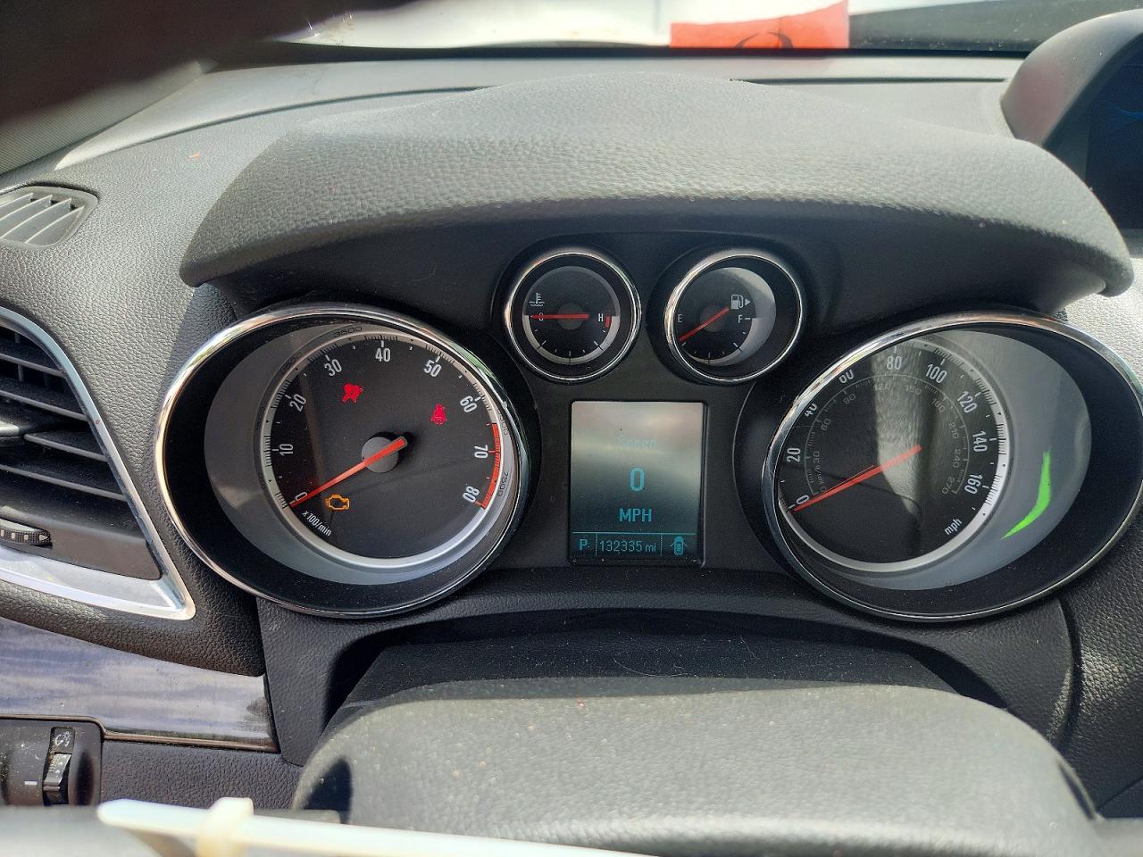 2015 Buick Encore White vin: KL4CJGSB7FB073231