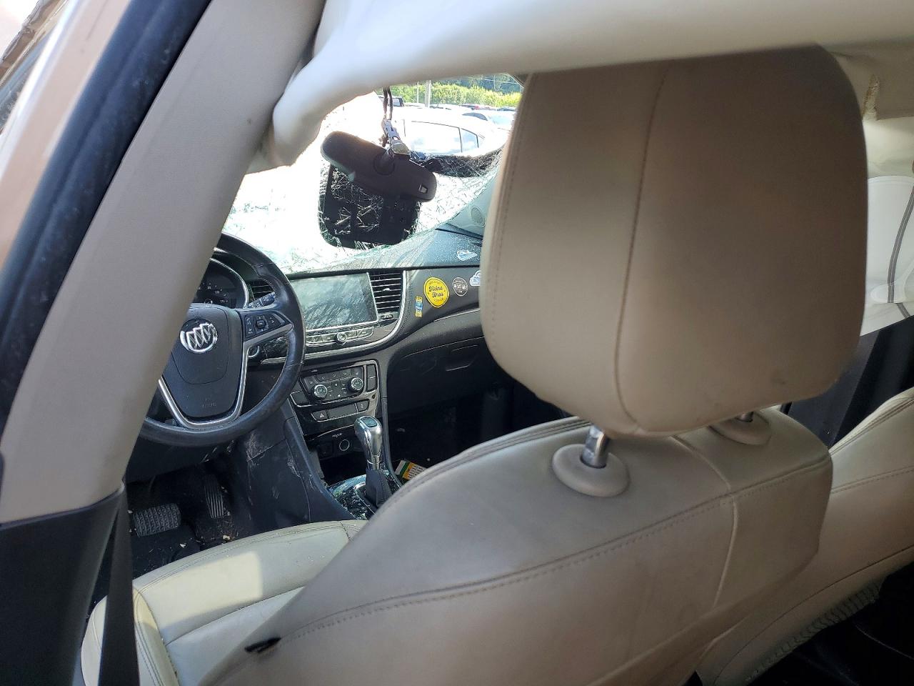 2018 Buick Encore Essence Желто-коричневый vin: KL4CJGSM3JB626225