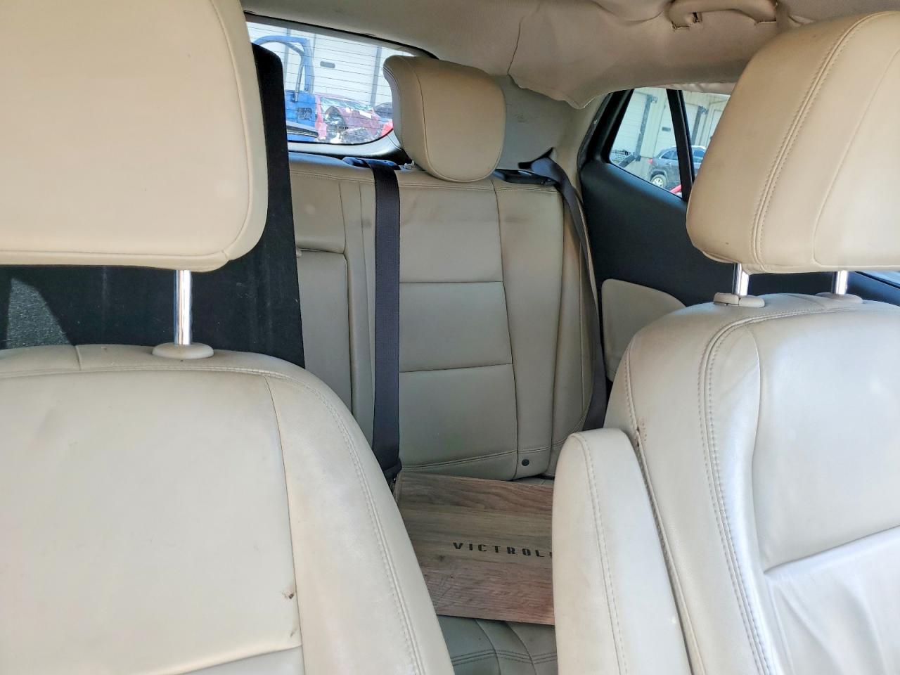 2018 Buick Encore Essence Желто-коричневый vin: KL4CJGSM3JB626225